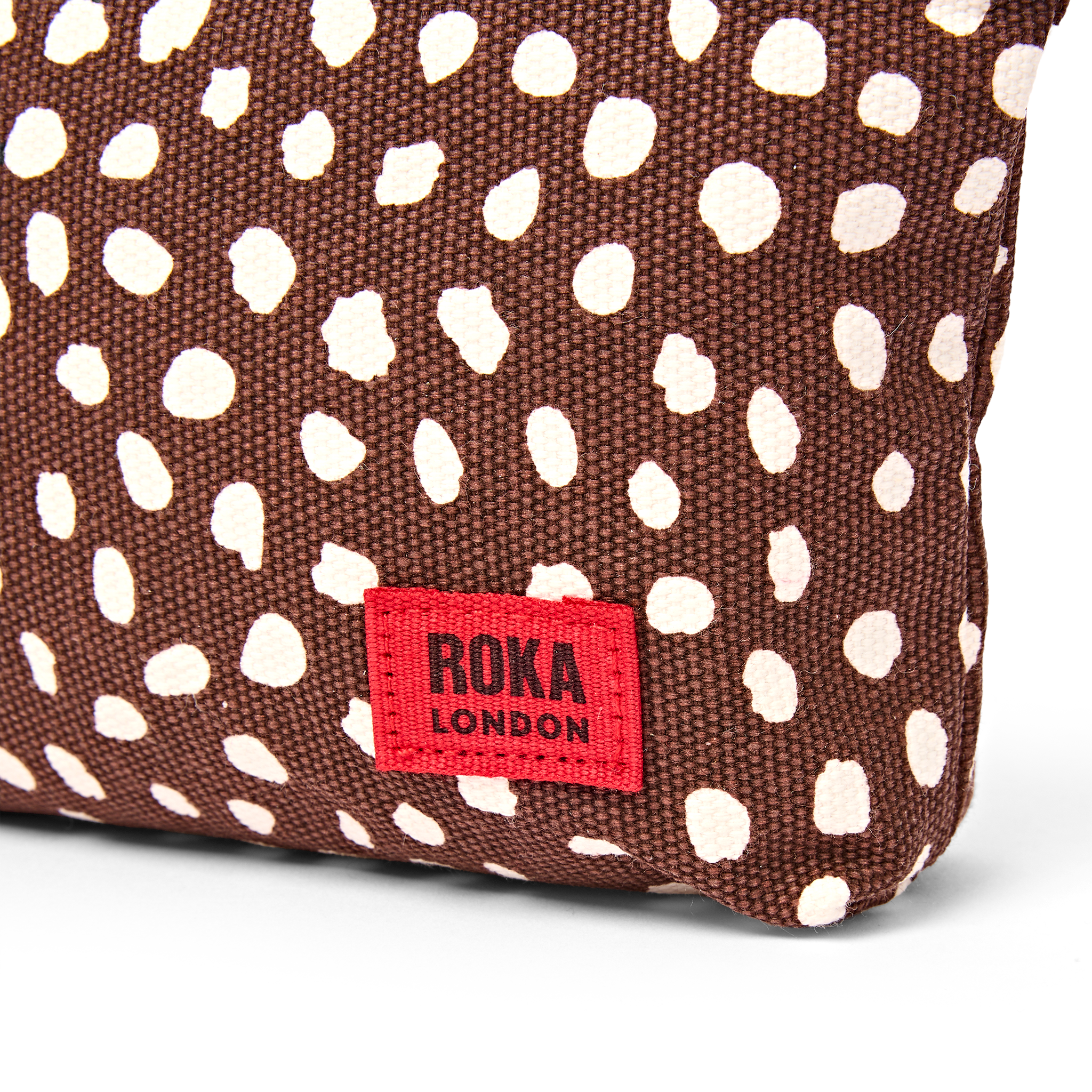 Roka London Maida Vale pouch brown spot bomull