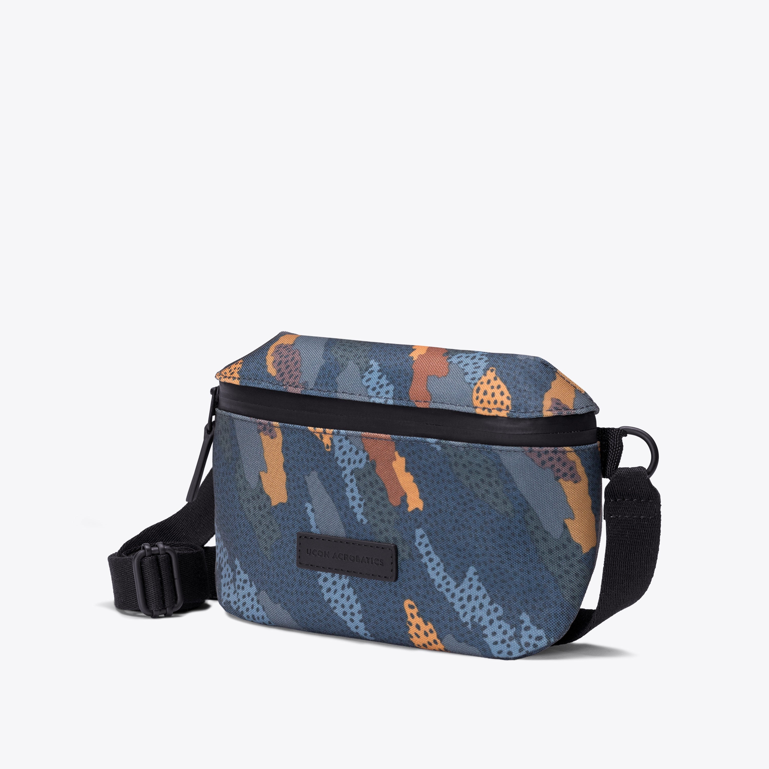 Ucon Acrobatics Jona Medium crossbody Brava Artwork