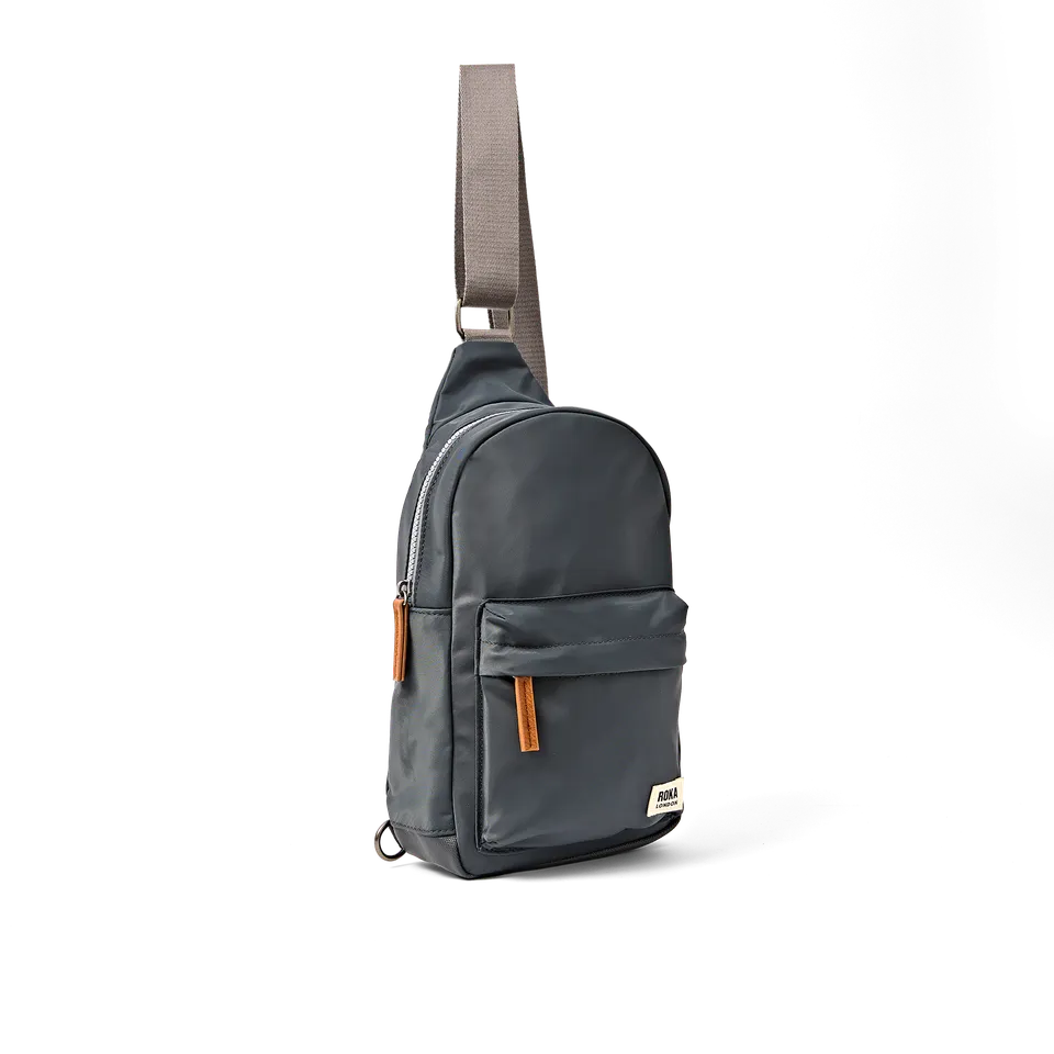 Roka London Willesden skulderveske Large Beluga 5 liter