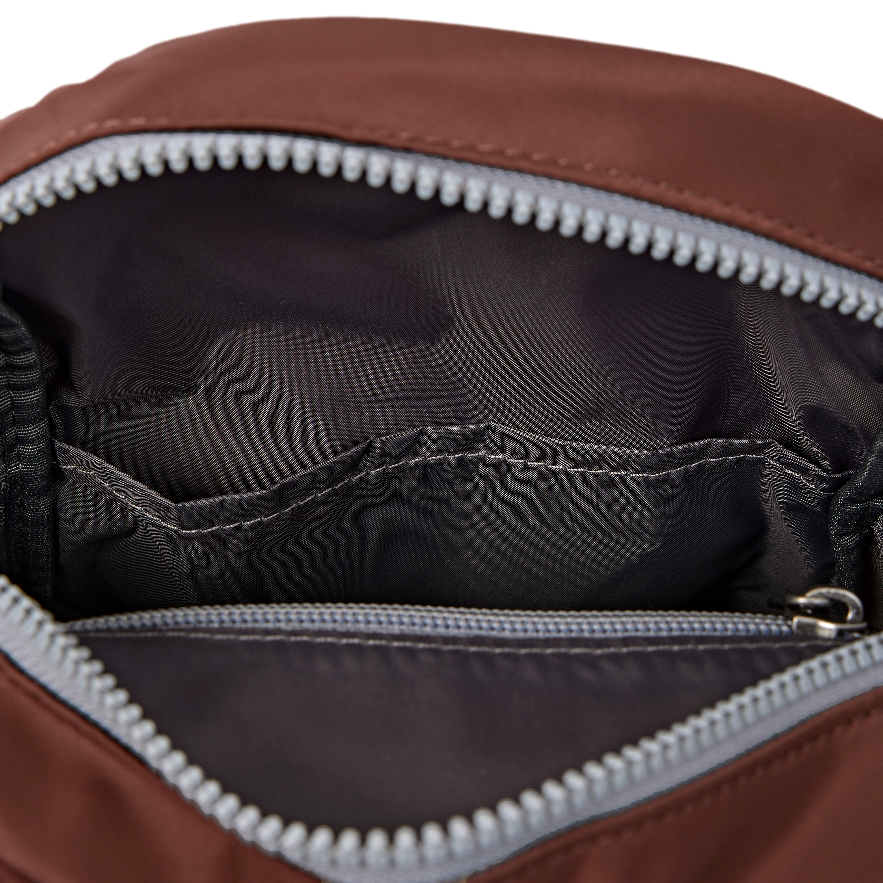 Roka London Willesden slingbag rocky road large 5 liter