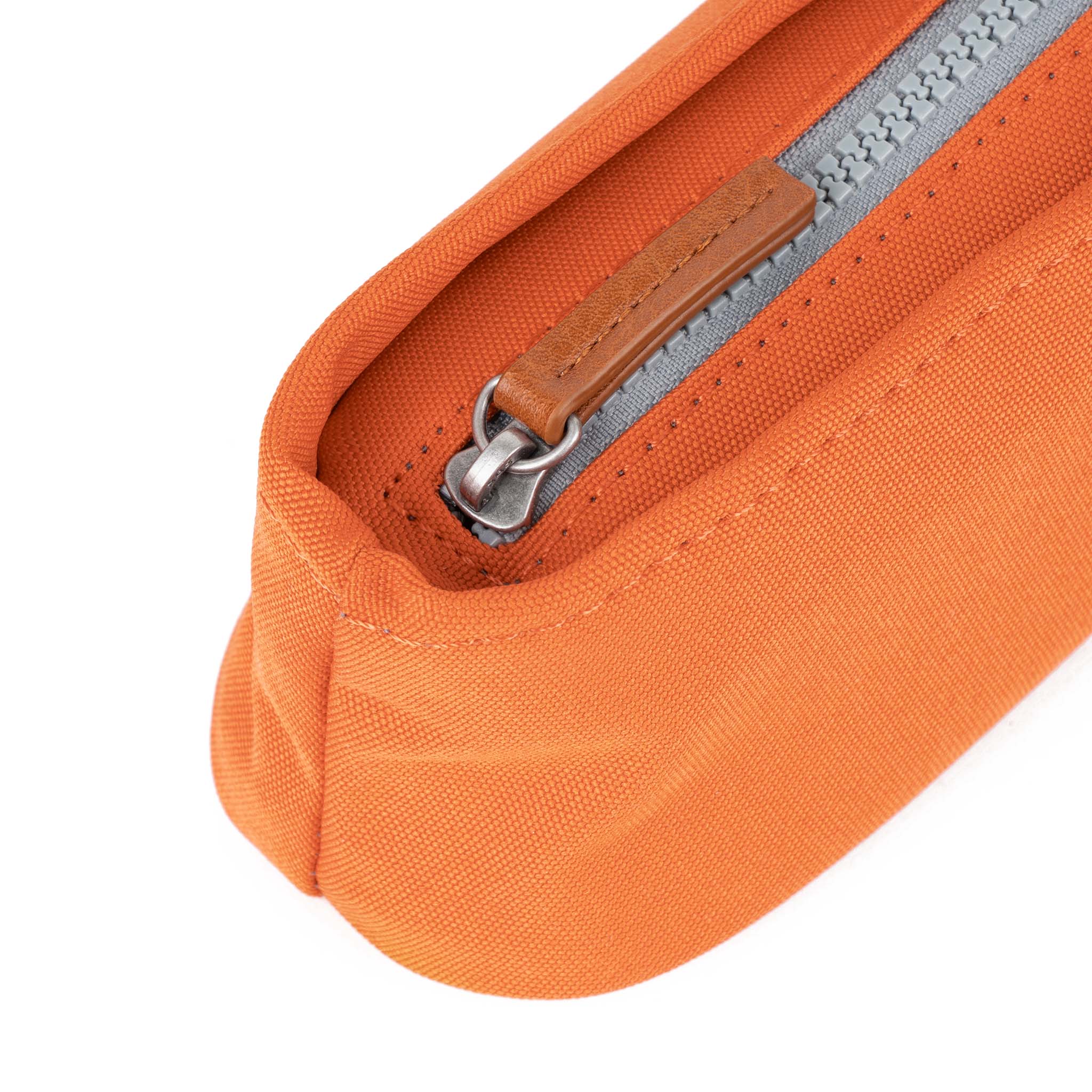 Roka London Pimlico Small pouch 1,3 liter orange