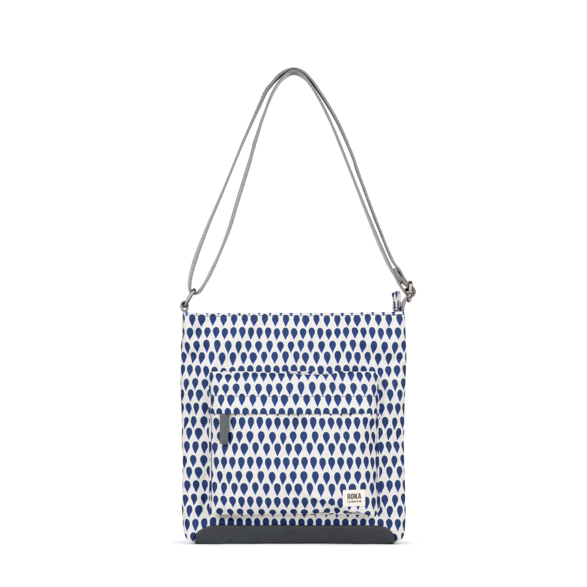 Roka London Kennington crossbody veske Denim Rain medium 2,7 l