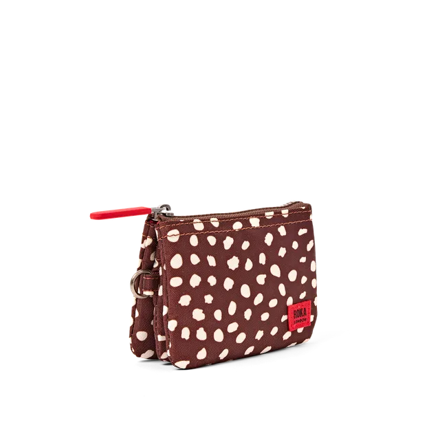 Roka London Carnaby lommebok small brown dot resirkulert