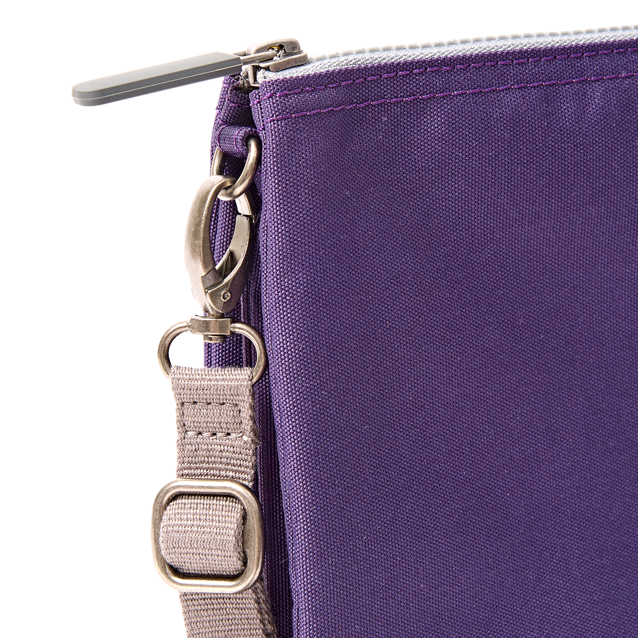 Roka London Carnaby XL crossbodyveske Deep Grape resirkulert