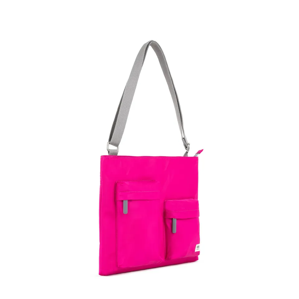 Roka London Moorgate Candy messenger-veske Medium 3,2 L
