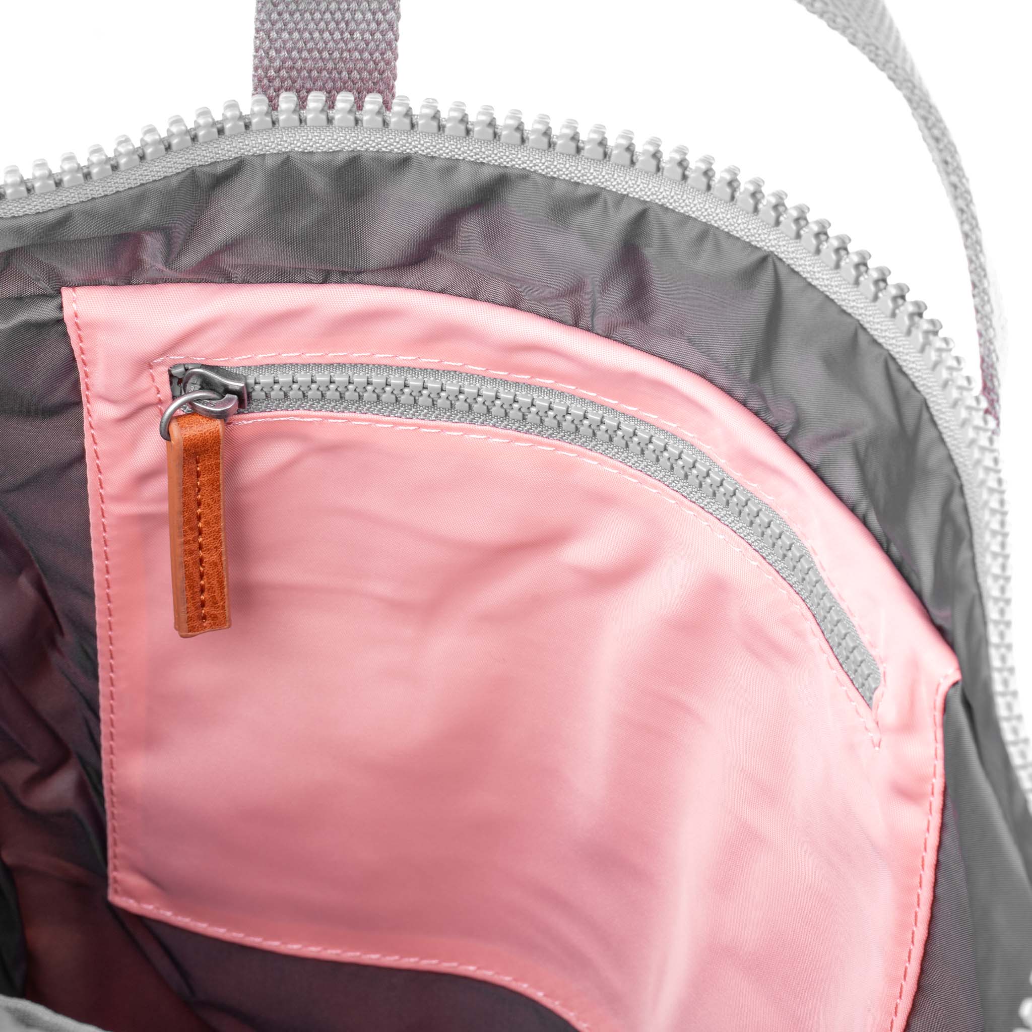 Roka London Canfield Small rolltop sekk punch 9,8 l