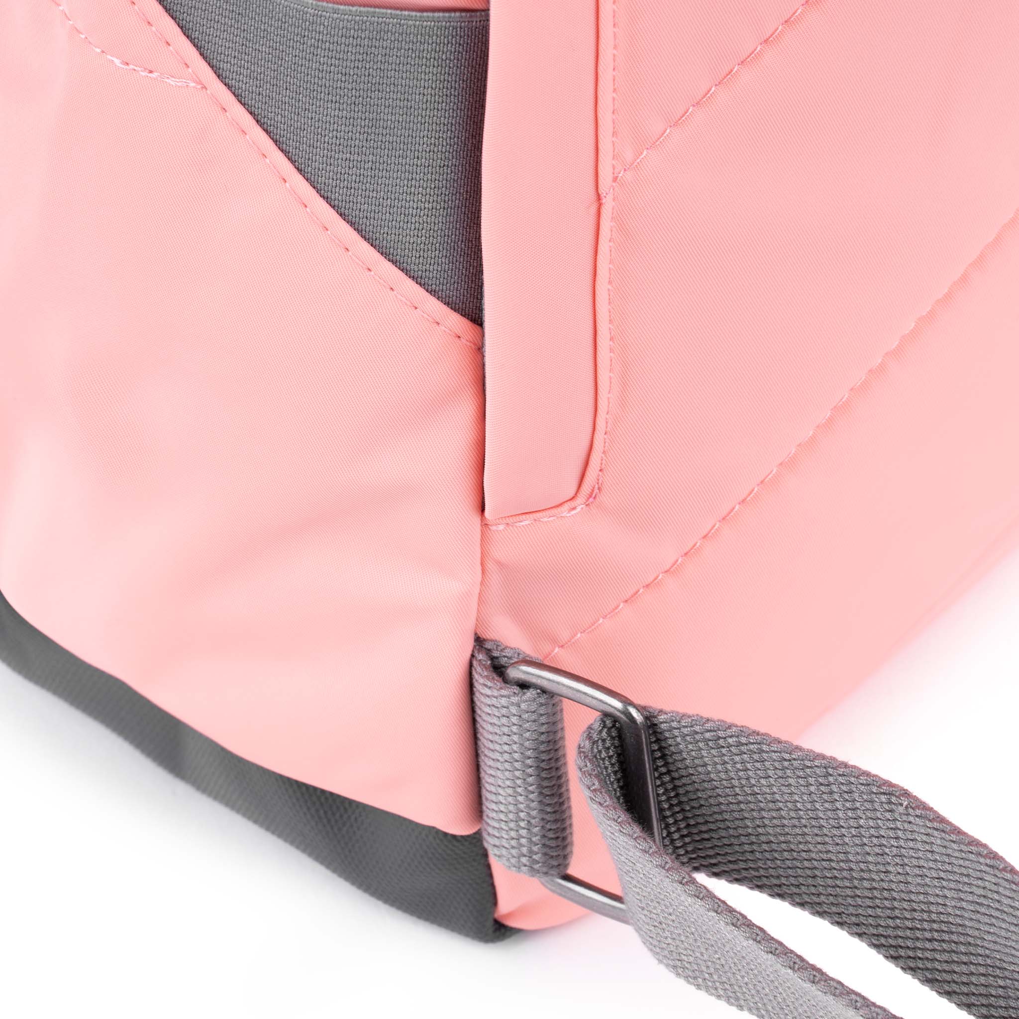 Roka London Canfield Small rolltop sekk punch 9,8 l
