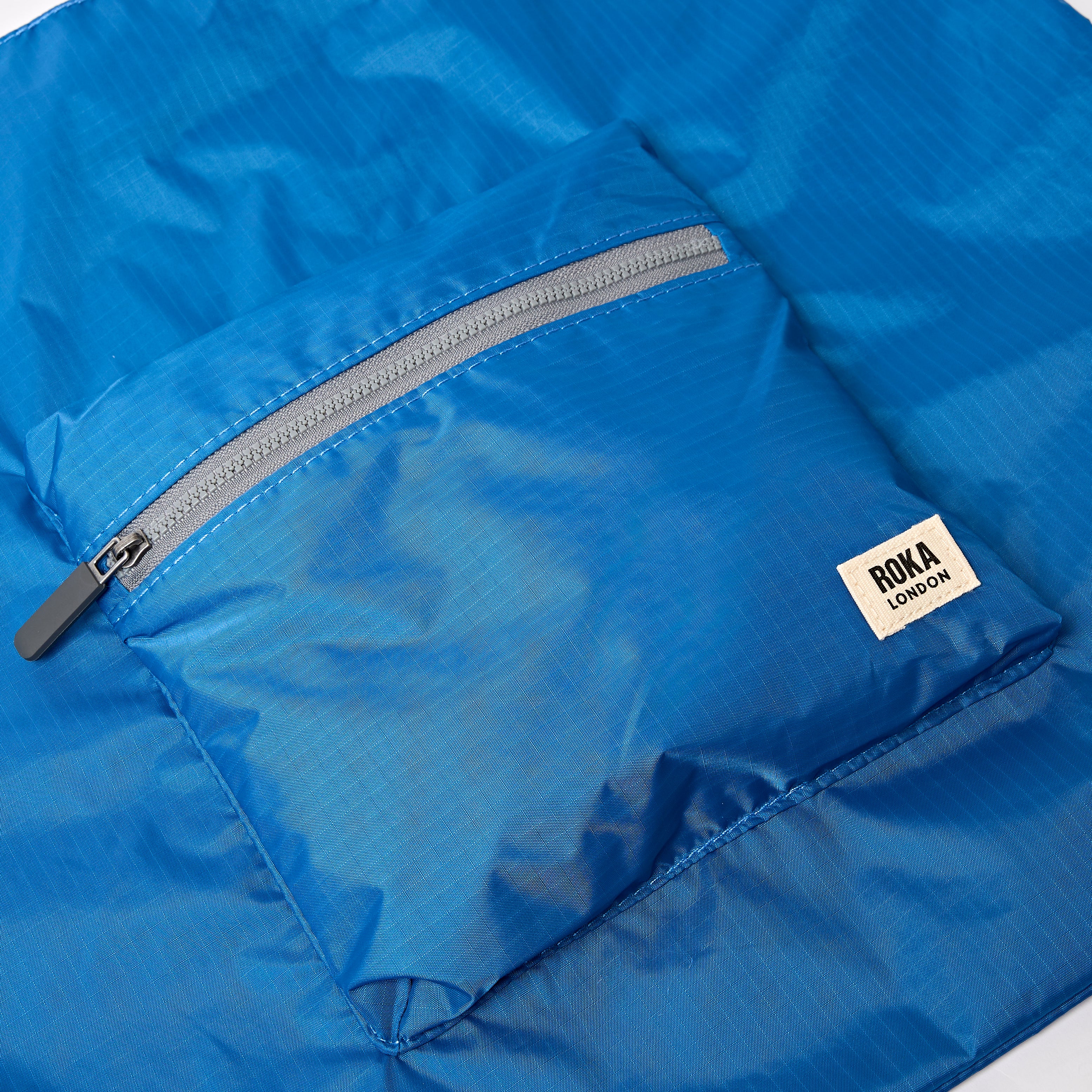 Roka London Borough shopper malibu blue medium 2,1 liter lett