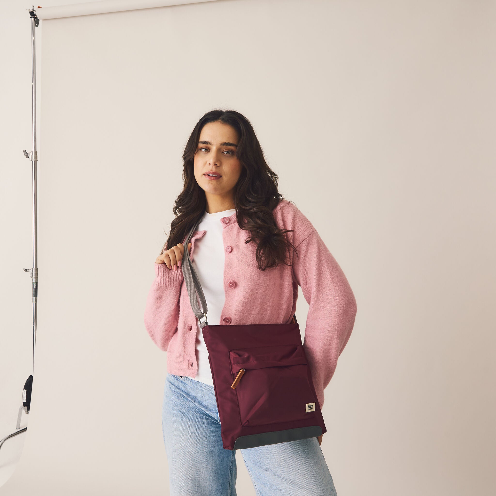 Roka London Kennington crossbody medium 2,7 liter burnt orange
