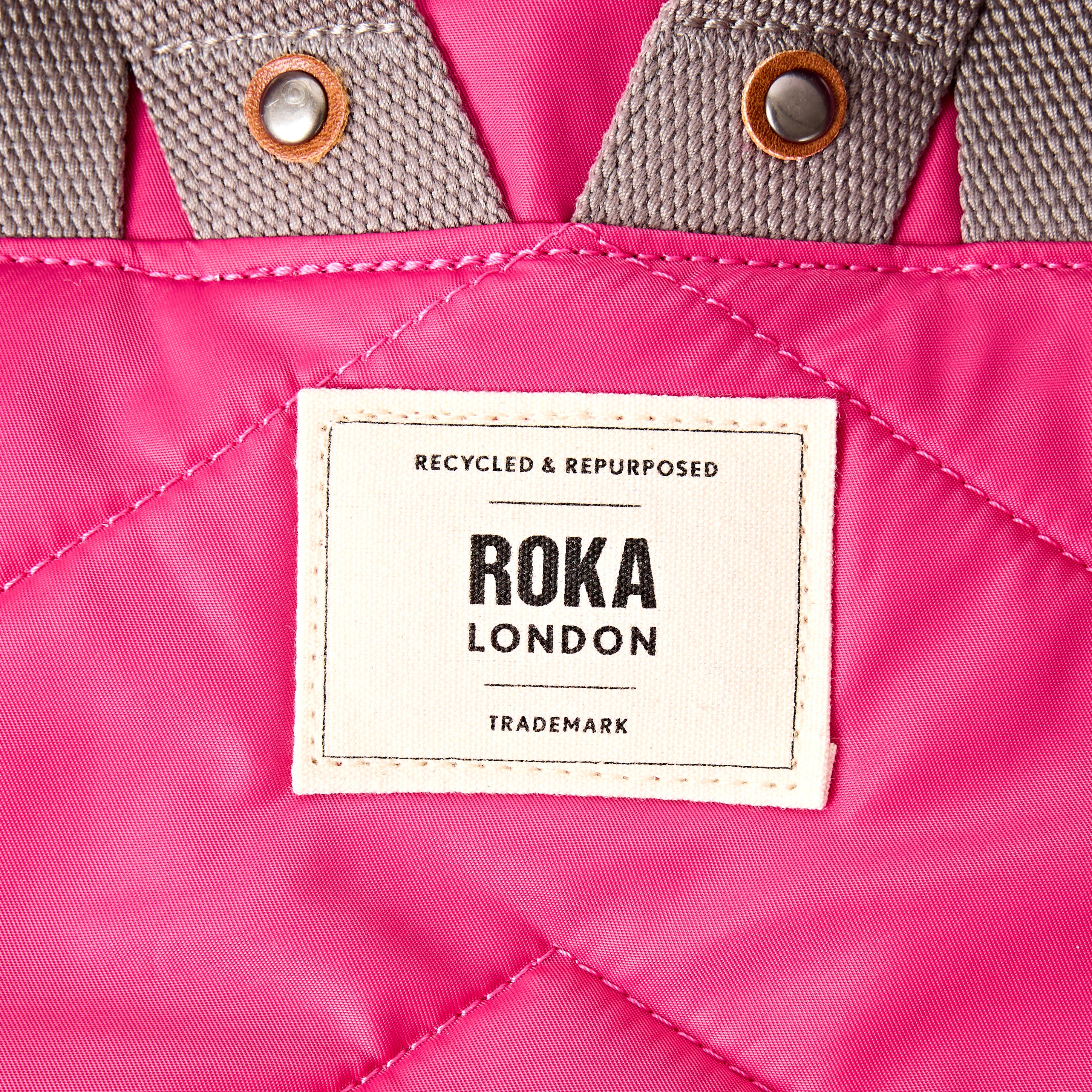 Roka London Canfield Roll Top ryggsekk Granita Red Medium