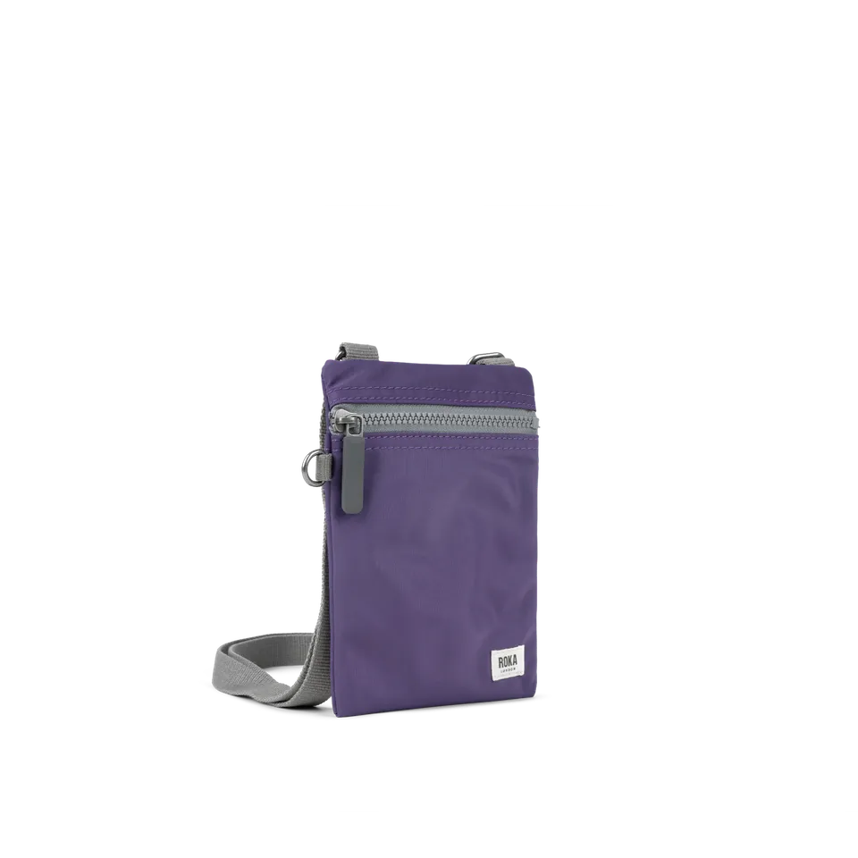 Roka London Chelsea Pocket slingveske mulberry extra small