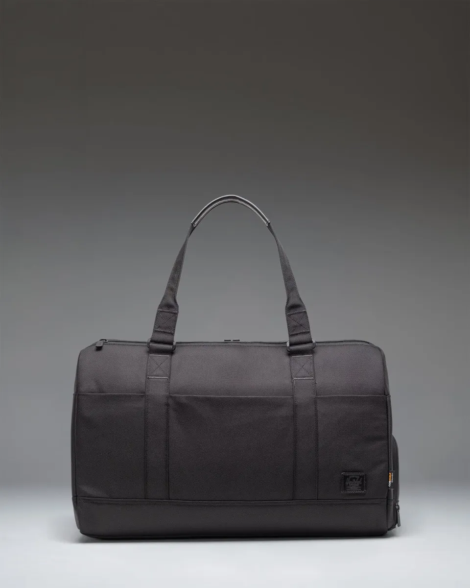 Herschel Novel Duffle Tech duffelbag svart Cordura