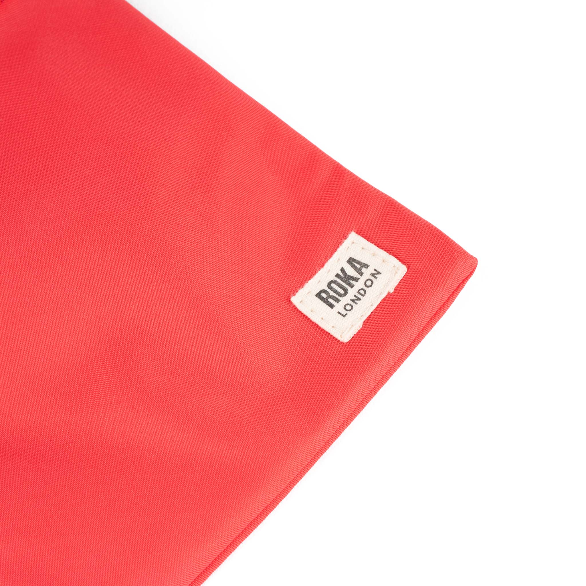 Roka London Chelsea mobilveske XS Poppy 0,3 liter