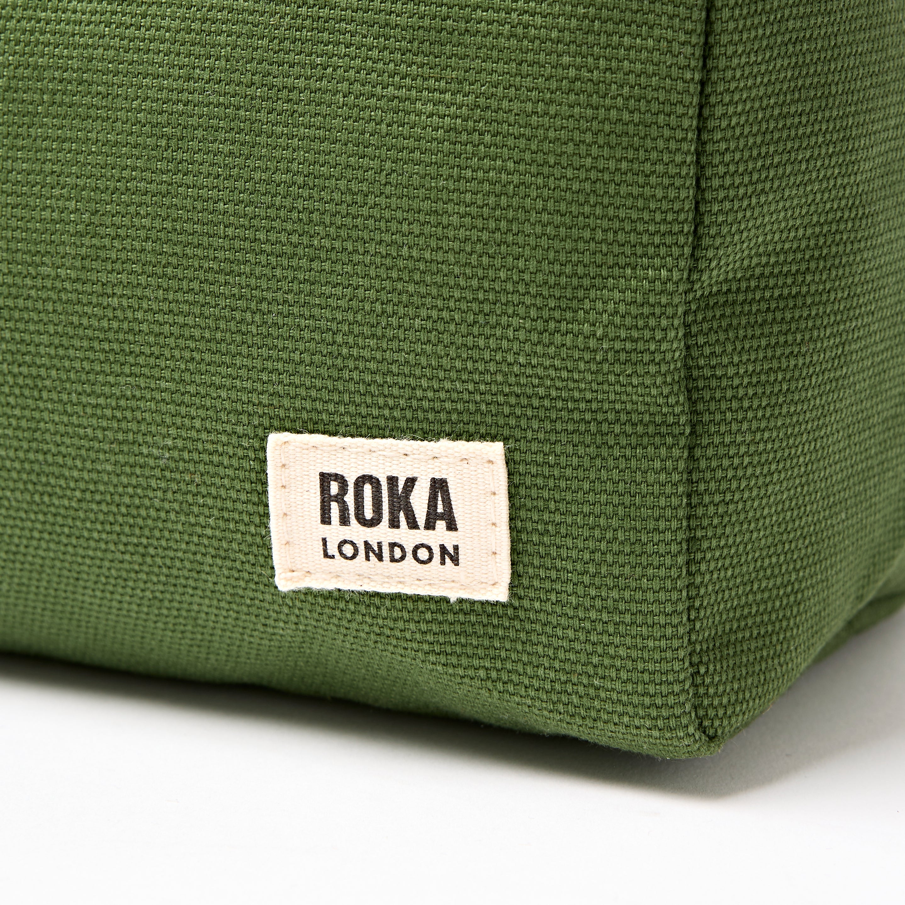 Roka London Maygrove toalettmappe artichoke small 4,8 liter