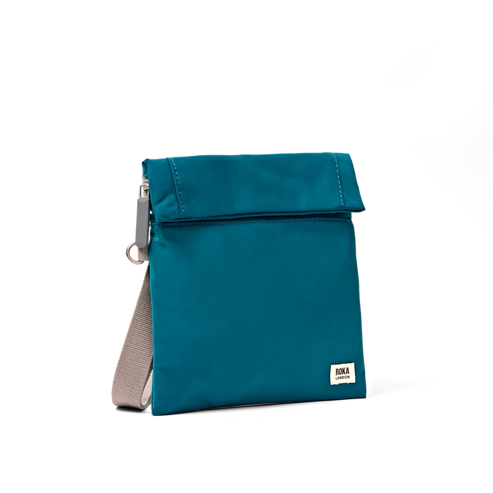 Roka London Stratford crossbody Small North Sea værbestandig