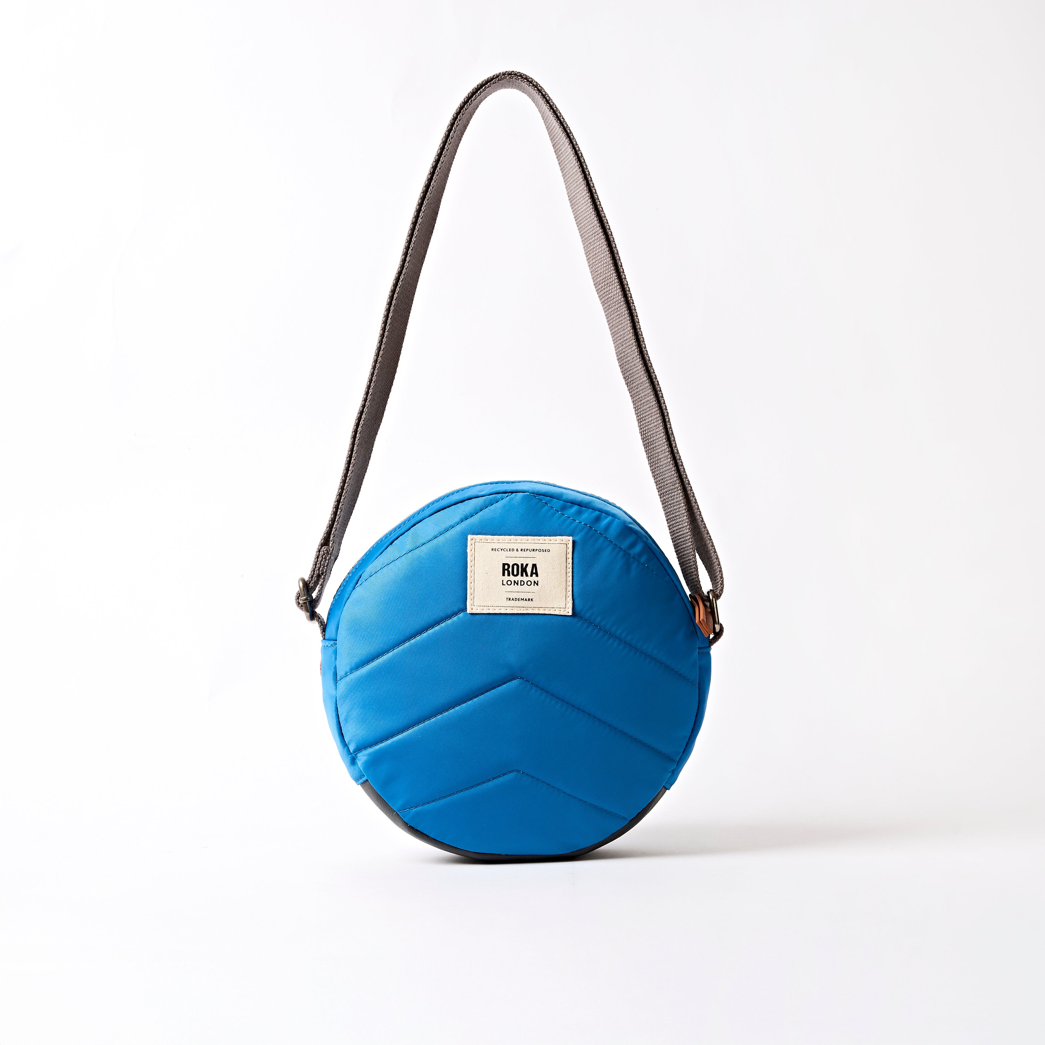 Roka London Paddington Small crossbody malibu blue 4,1 liter