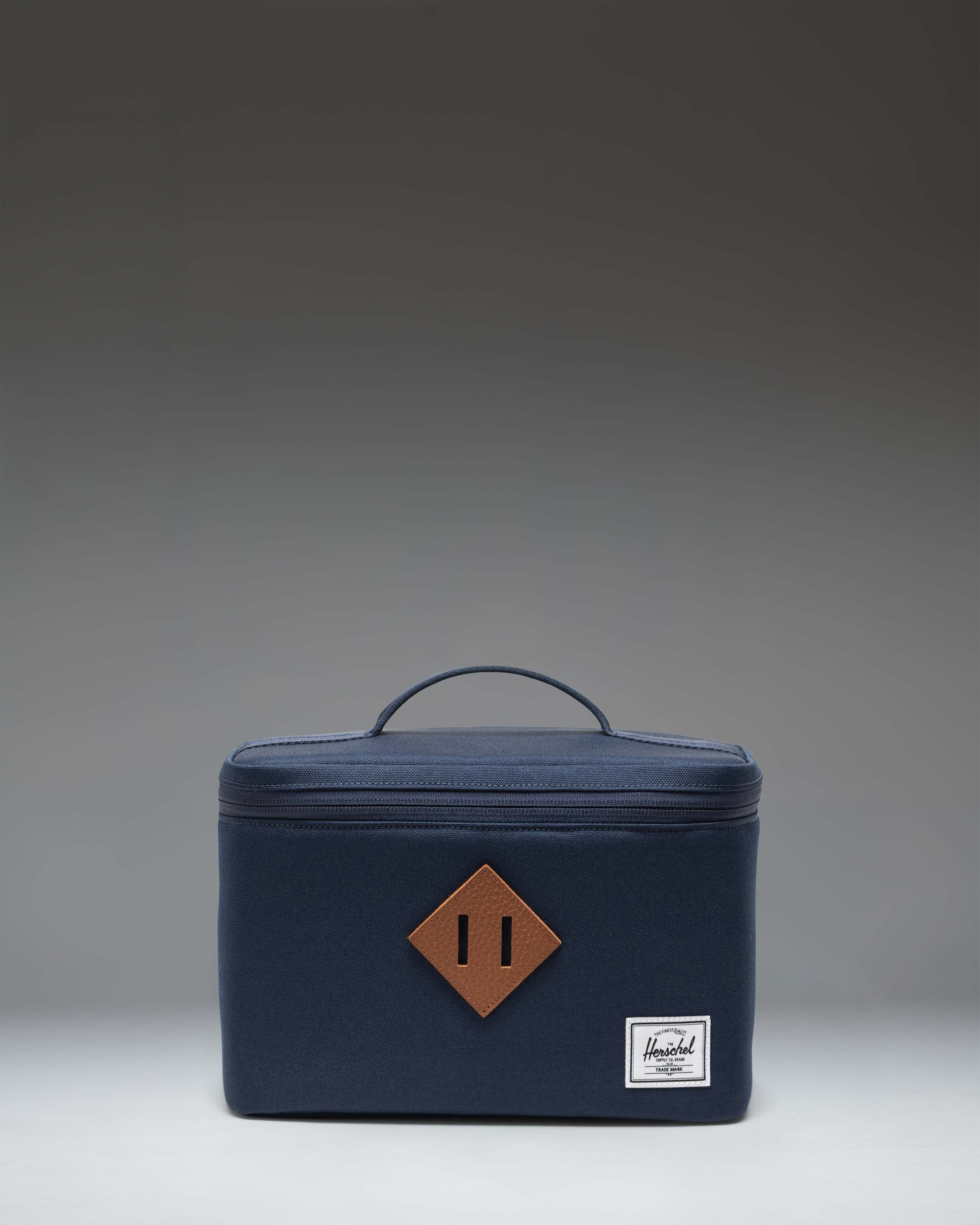 Herschel Heritage Lunch Box matboks svart isolert