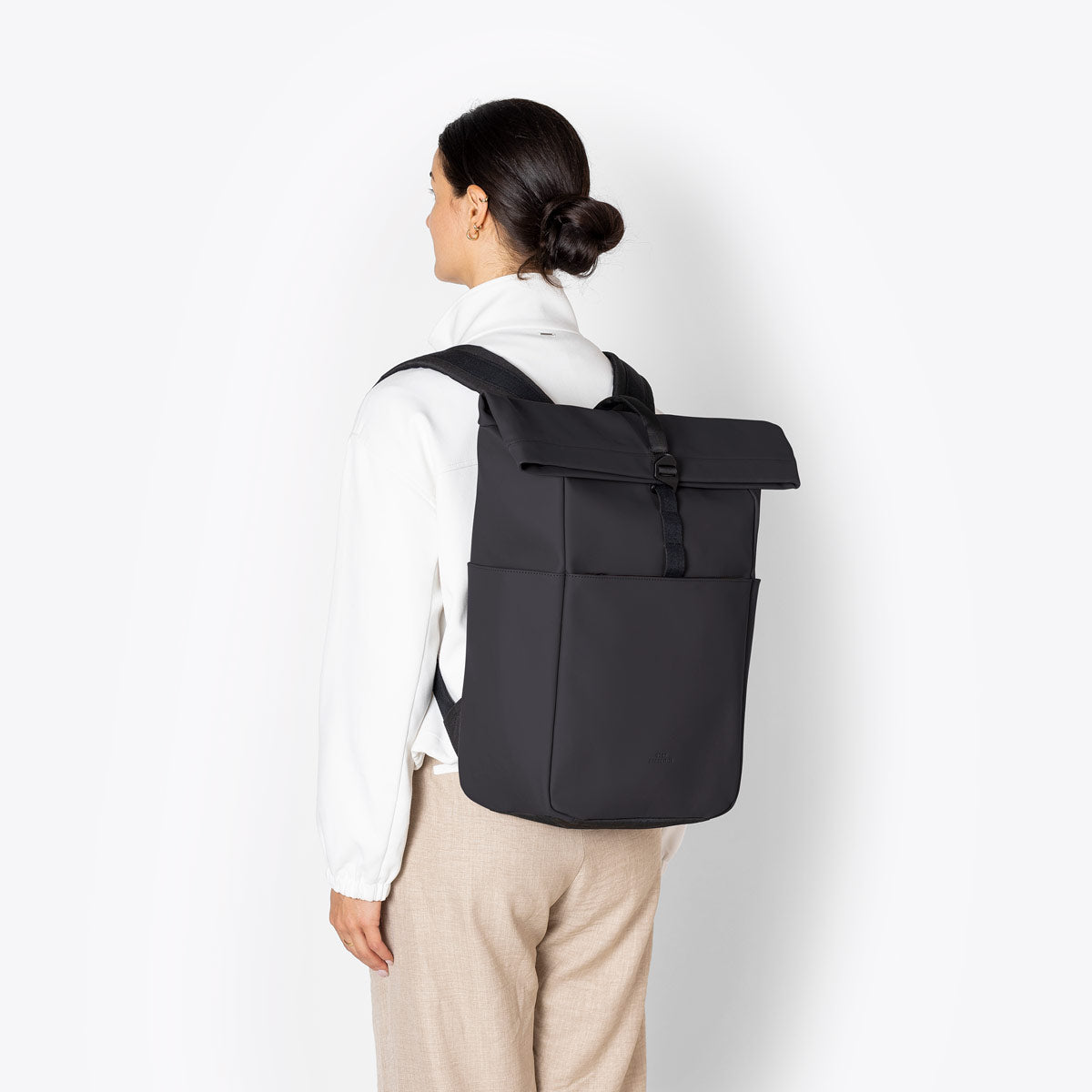 Ucon Acrobatics Yuto Roll-Top ryggsekk sand helg