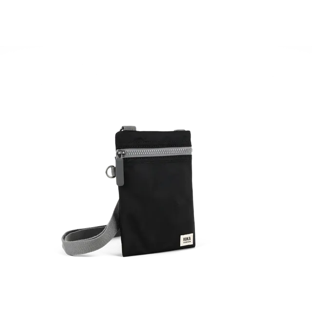 Roka London Chelsea XS sling-veske 0,3 liter svart