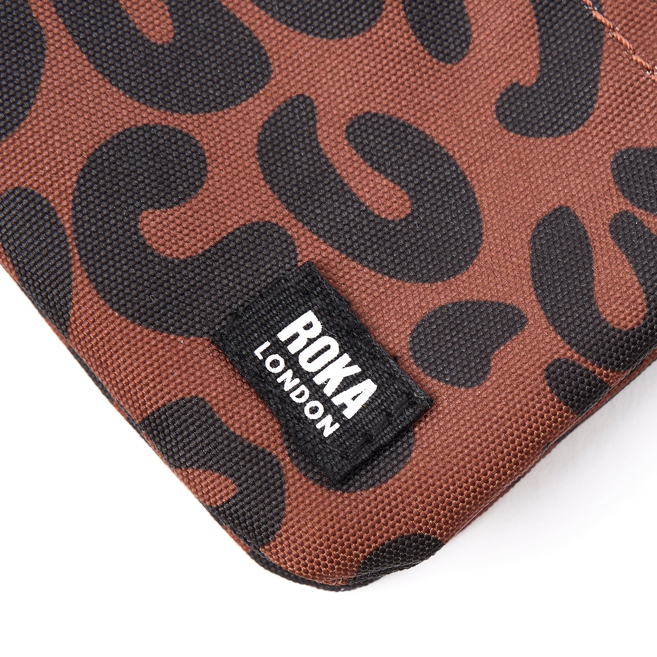 Roka London Carnaby lommebok small scarlet leopard vanntett
