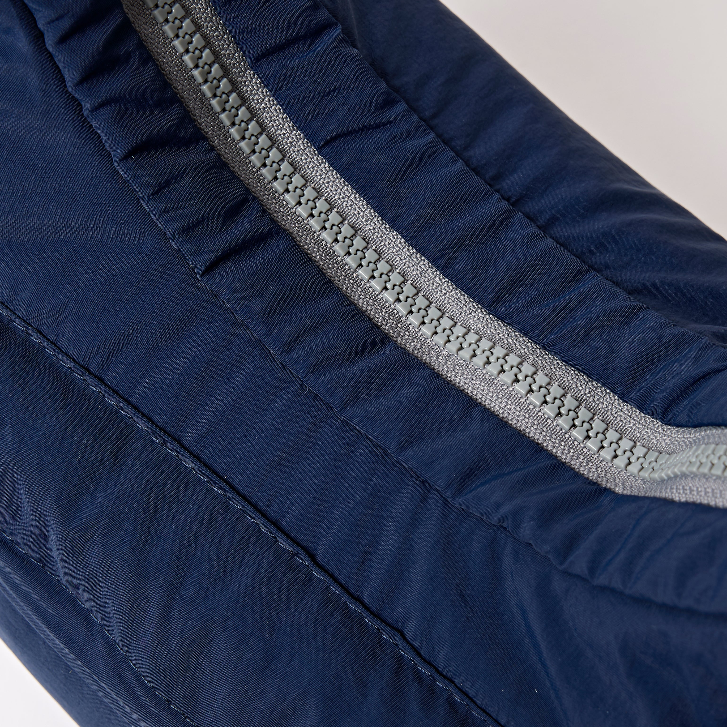 Roka London Belsize Small håndveske midnight vanntett