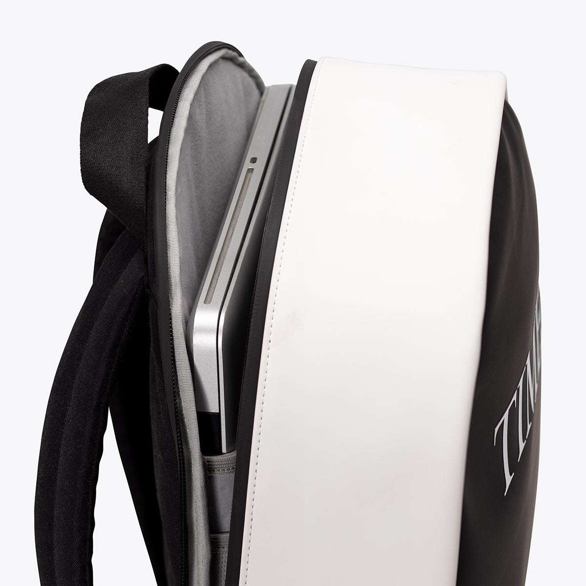 Ucon Acrobatics Marvin sekk Black White laptopsekk