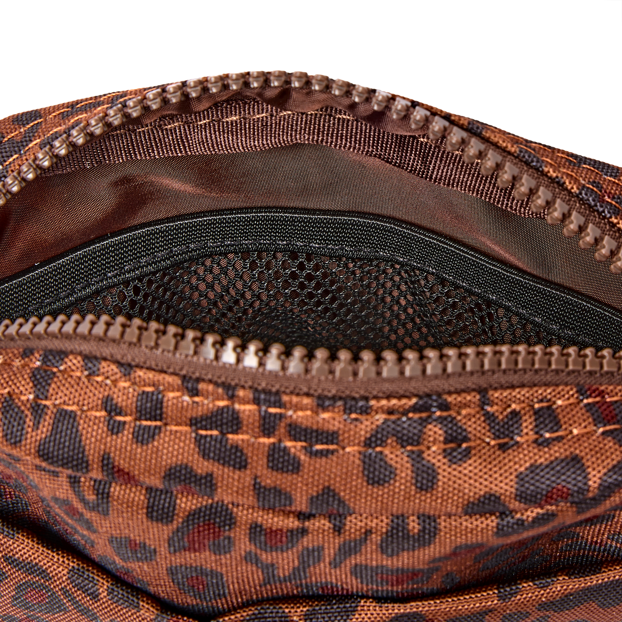Roka London Bond mobilveske mini leopard 1,5 liter crossbody