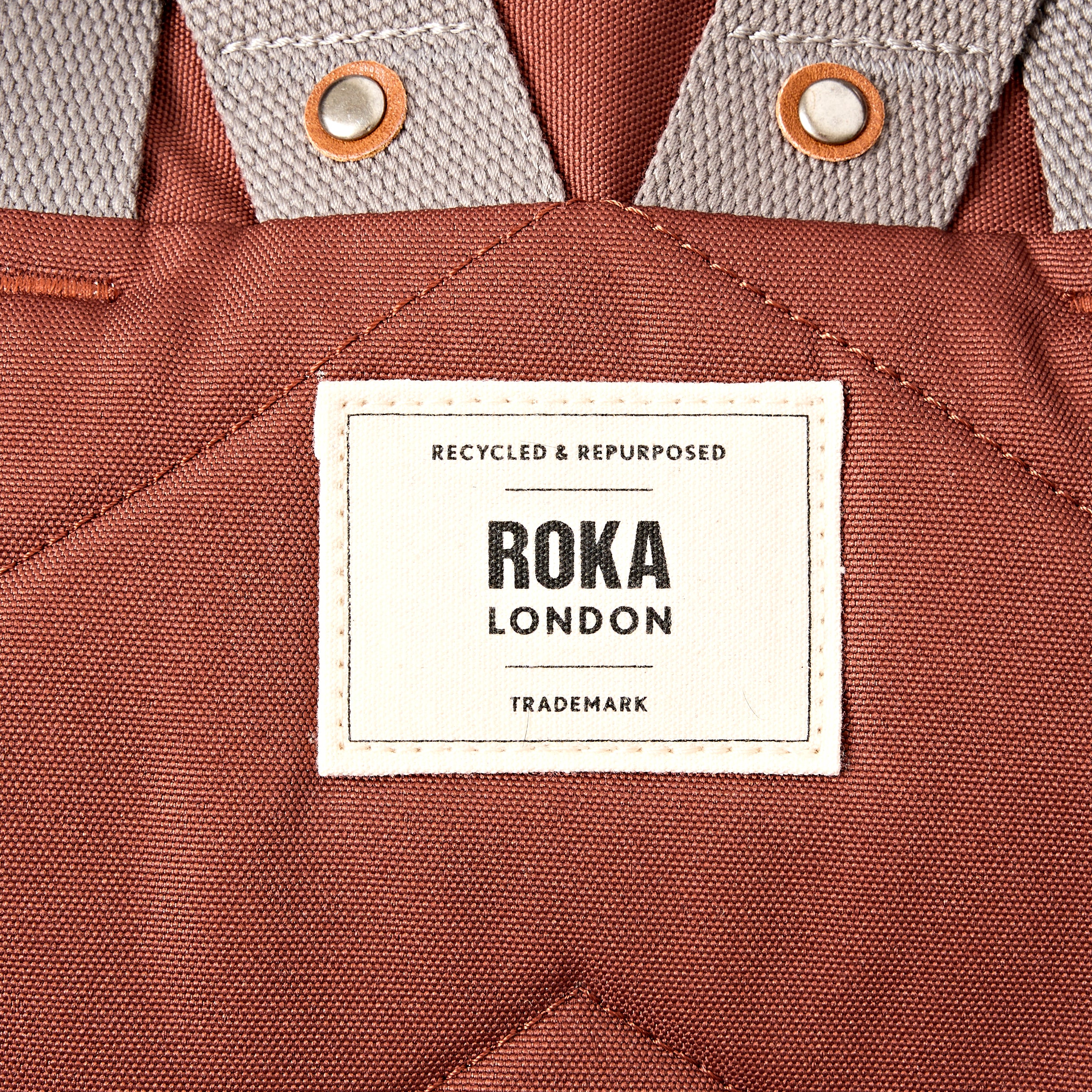 Roka London Finchley ryggsekk Henna rolltopp