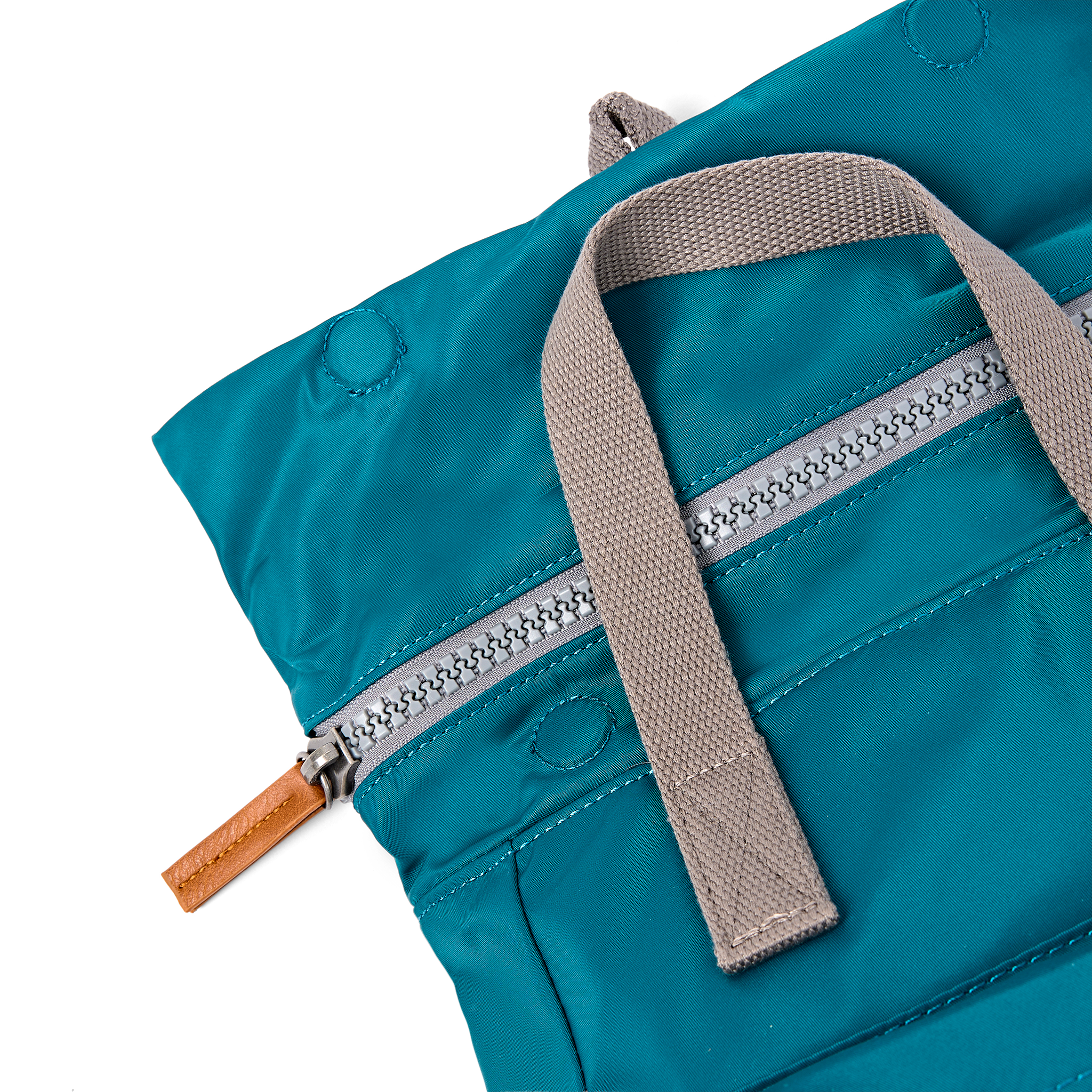 Roka London Canfield Roll Top ryggsekk 9,8 liter Small