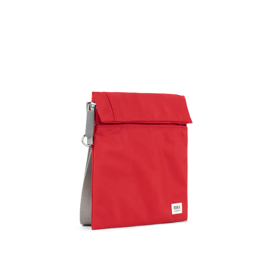 Roka London Stratford crossbody veske Small cranberry 0,5 L