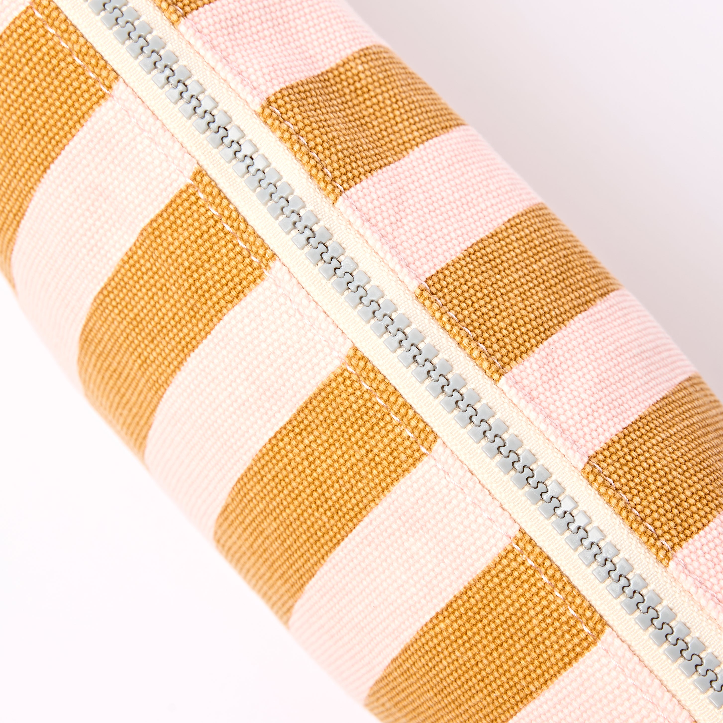 Roka London Maida Vale pouch rose gold stripe medium 2,2 liter