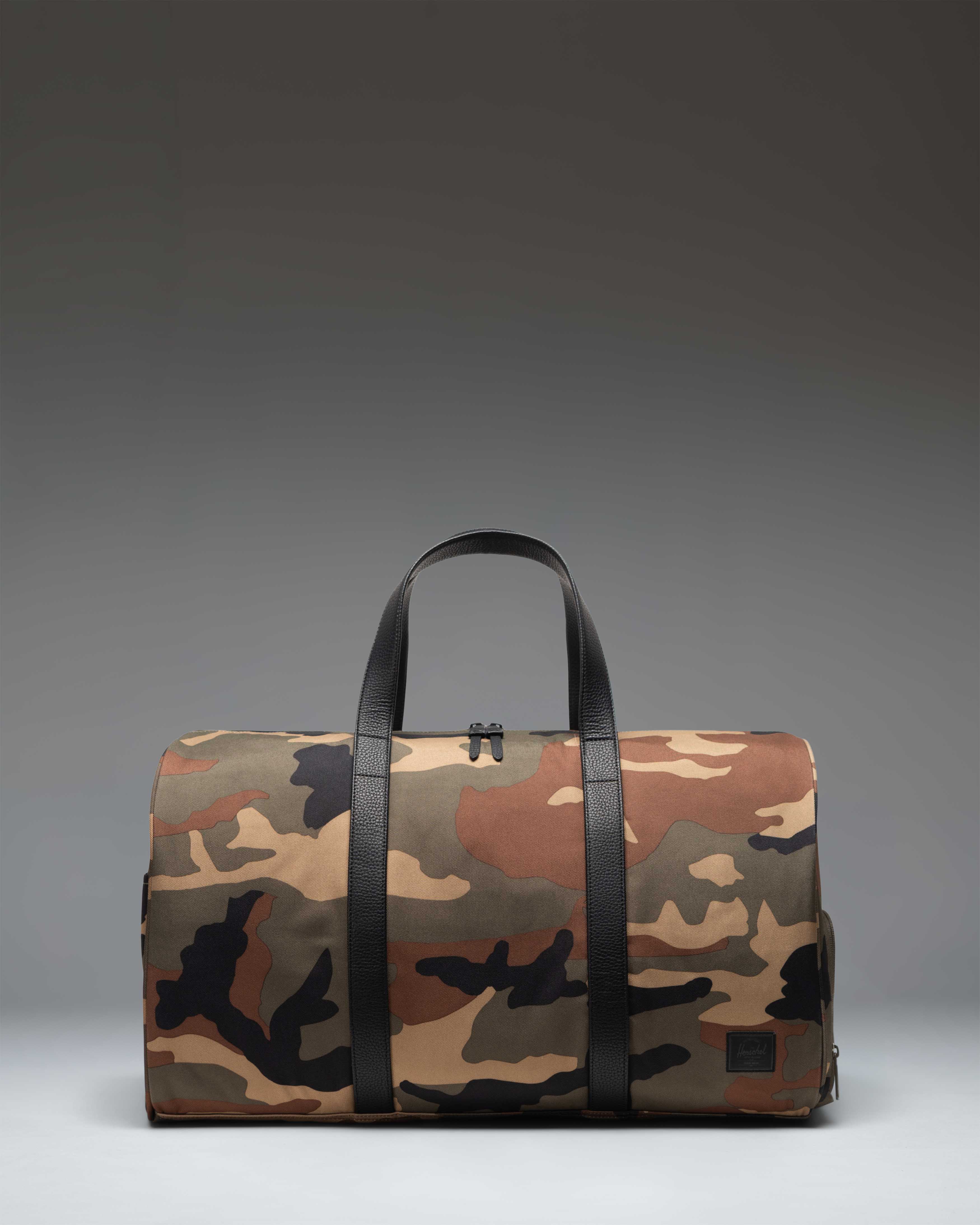 Herschel Novel Duffle duffelbag svart med skofach