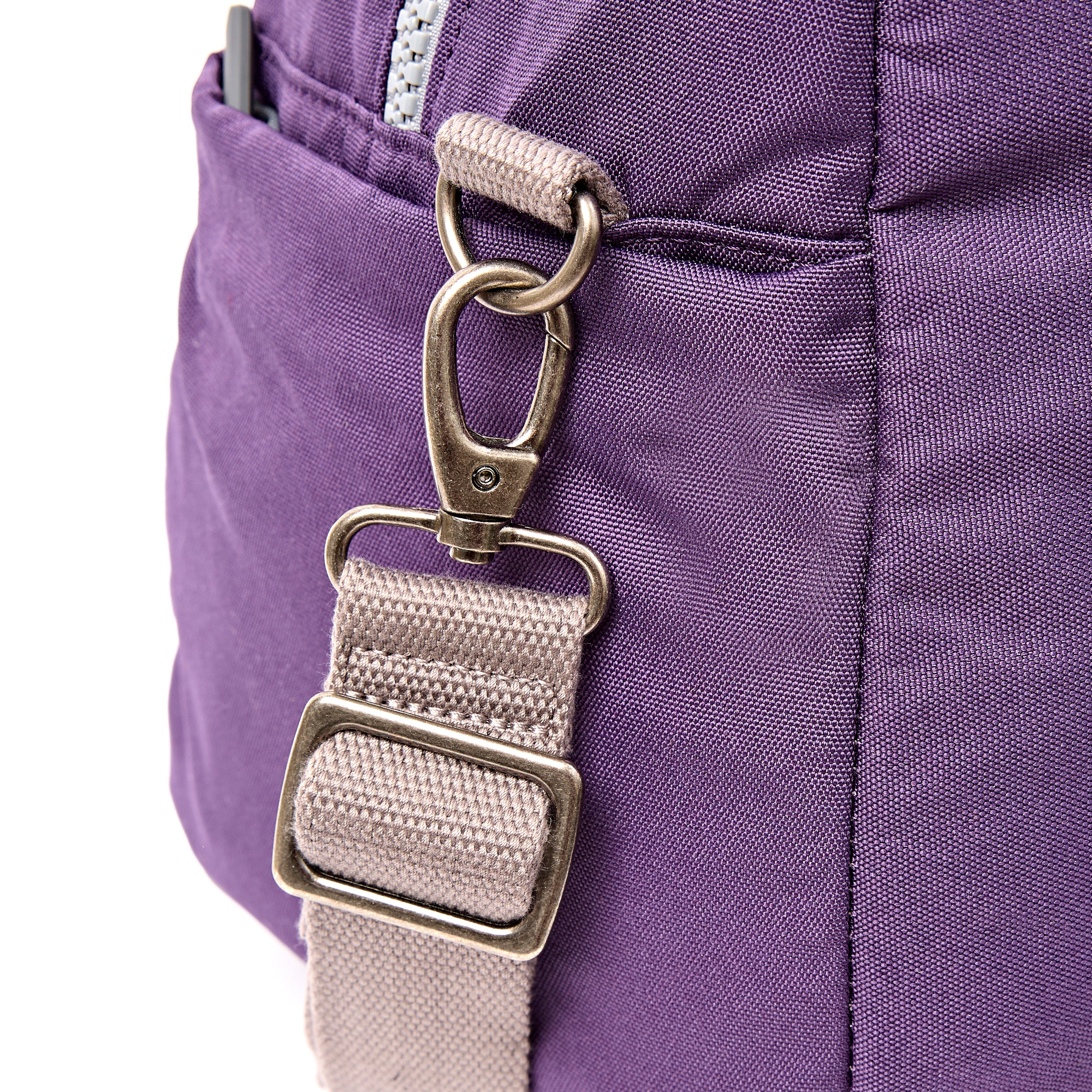 Roka London Gatwick Grape duffelbag Medium laptop 17"