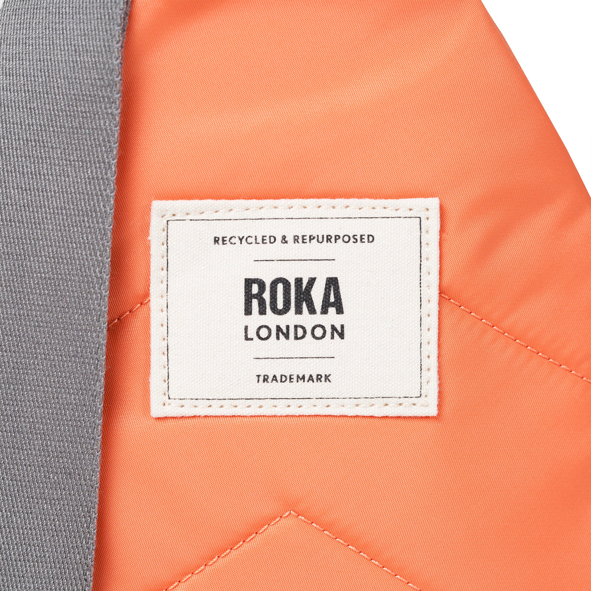 Roka London Willesden Large skulderveske 5 liter nylon