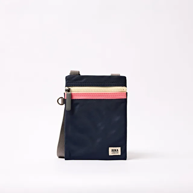 Roka London Chelsea Sling skulderveske Midnight Stripe