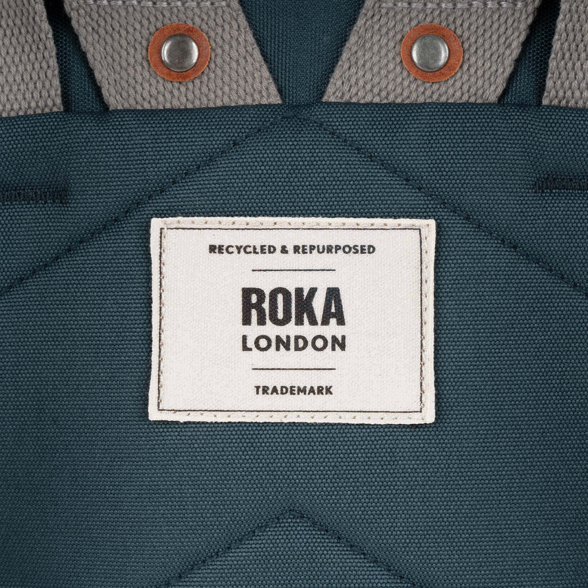 Roka London Finchley Medium ryggsekk Smoke 15" vanntett