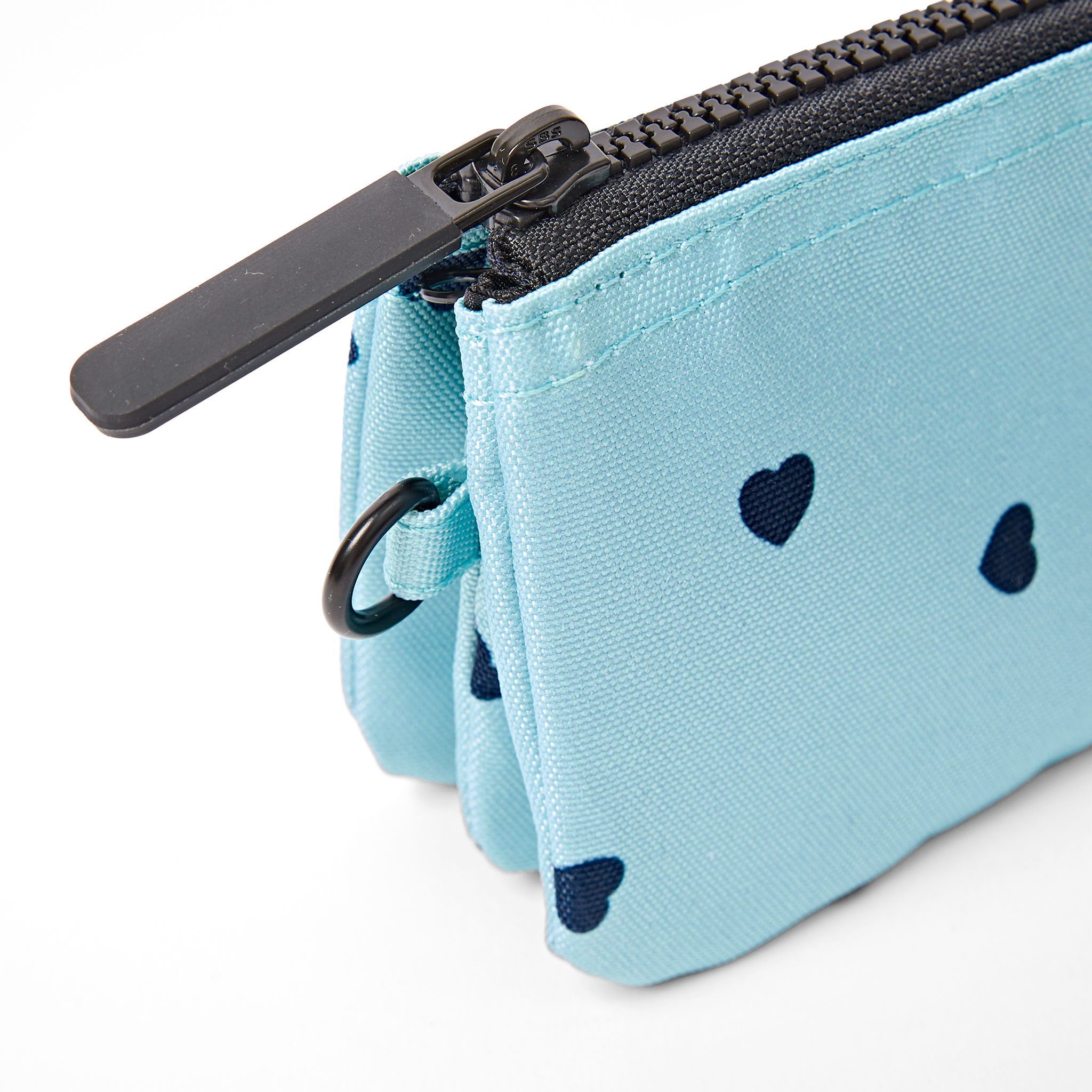 Roka London Carnaby lommebok Small Heart Print vanntett
