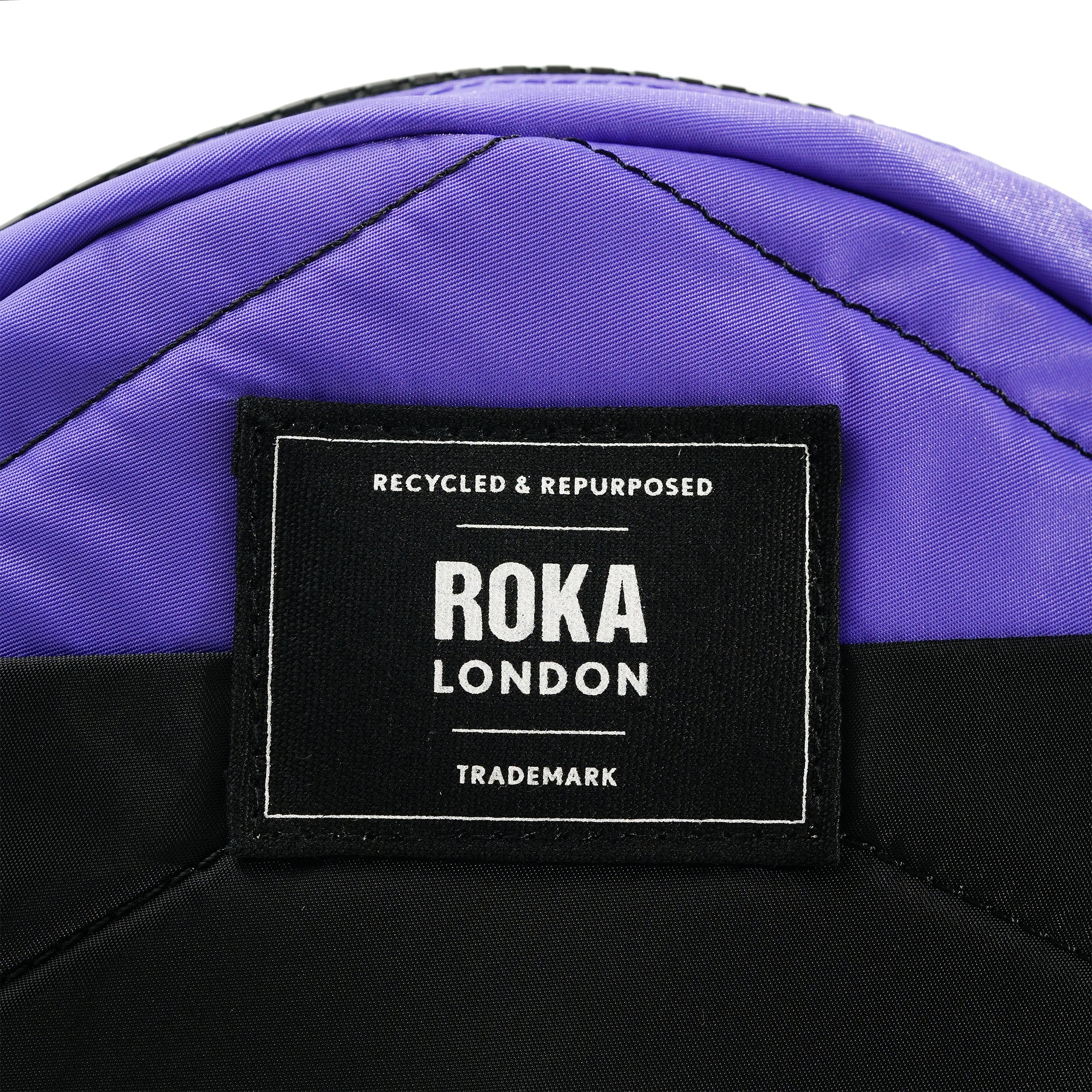 Roka London Paddington skulderveske svart/lilla 4,1 liter