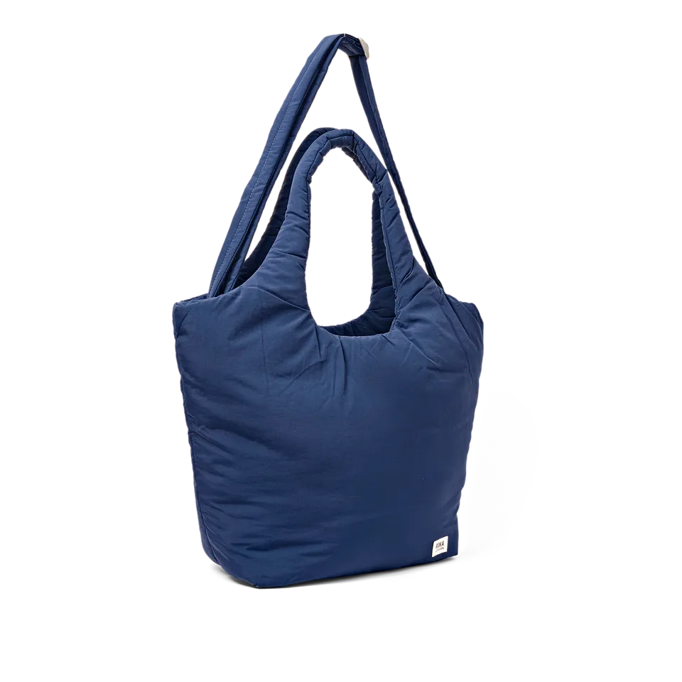 Roka London Oxford skulderveske deep cobalt 24,3 liter vanntett