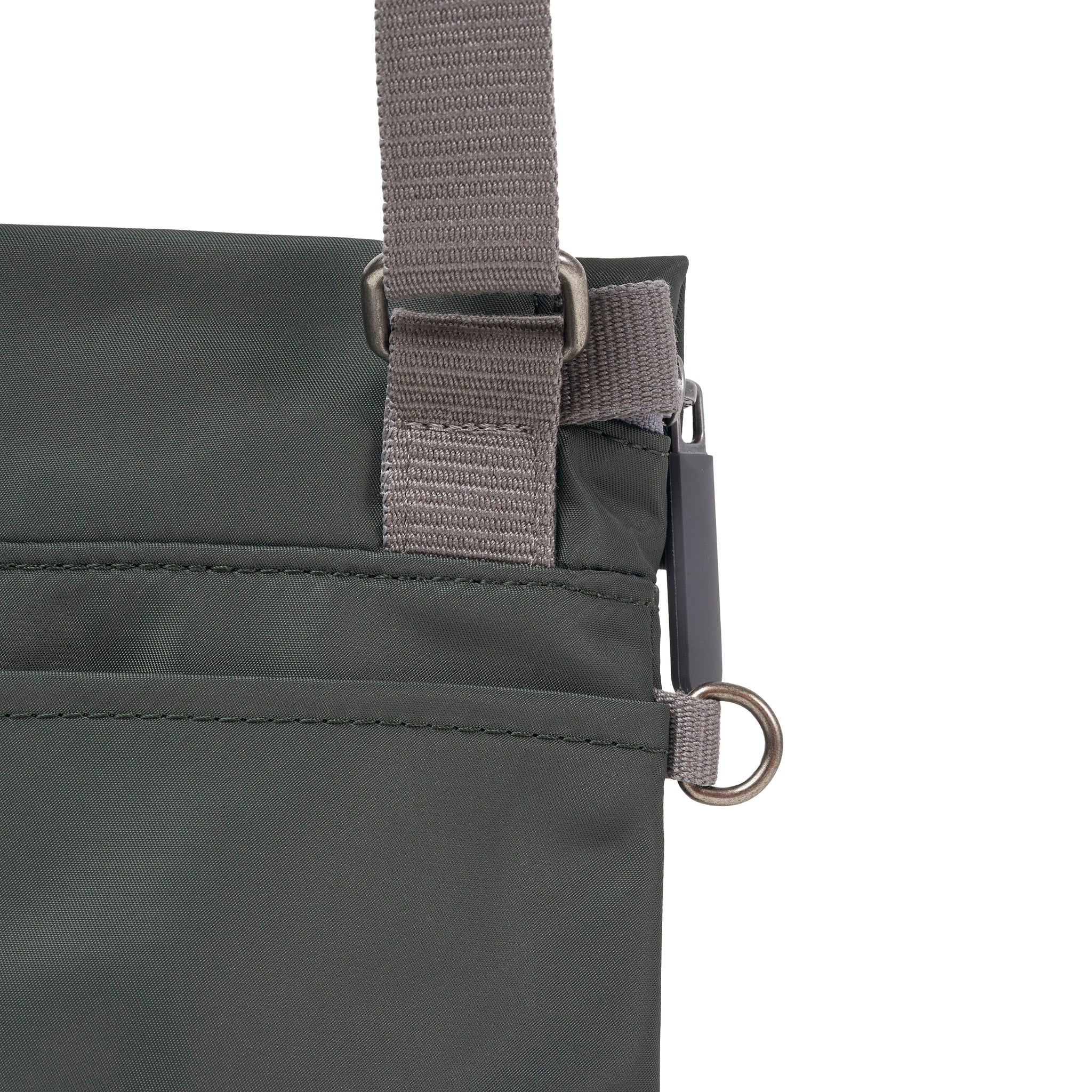 Roka London Stratford Thyme skulderveske small grønn