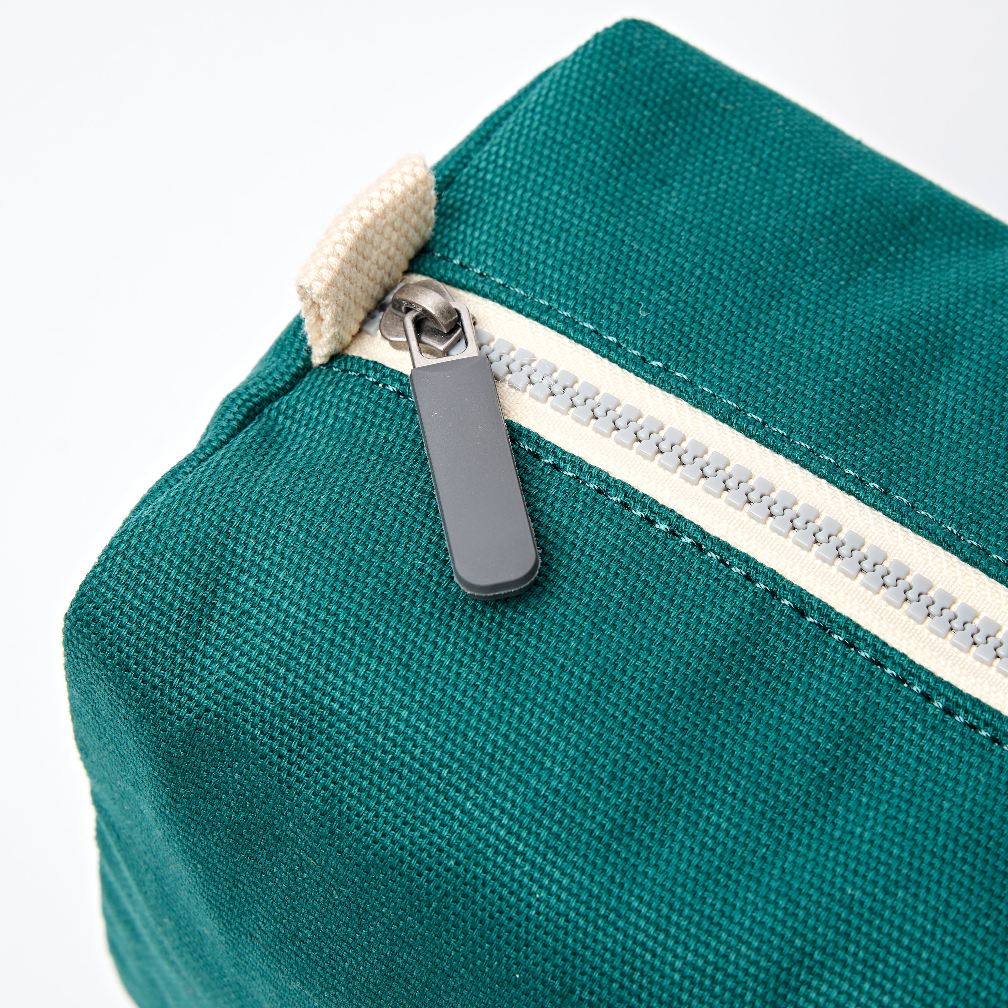 Roka London Maygrove toalettmappe Teal Small 4,8 liter