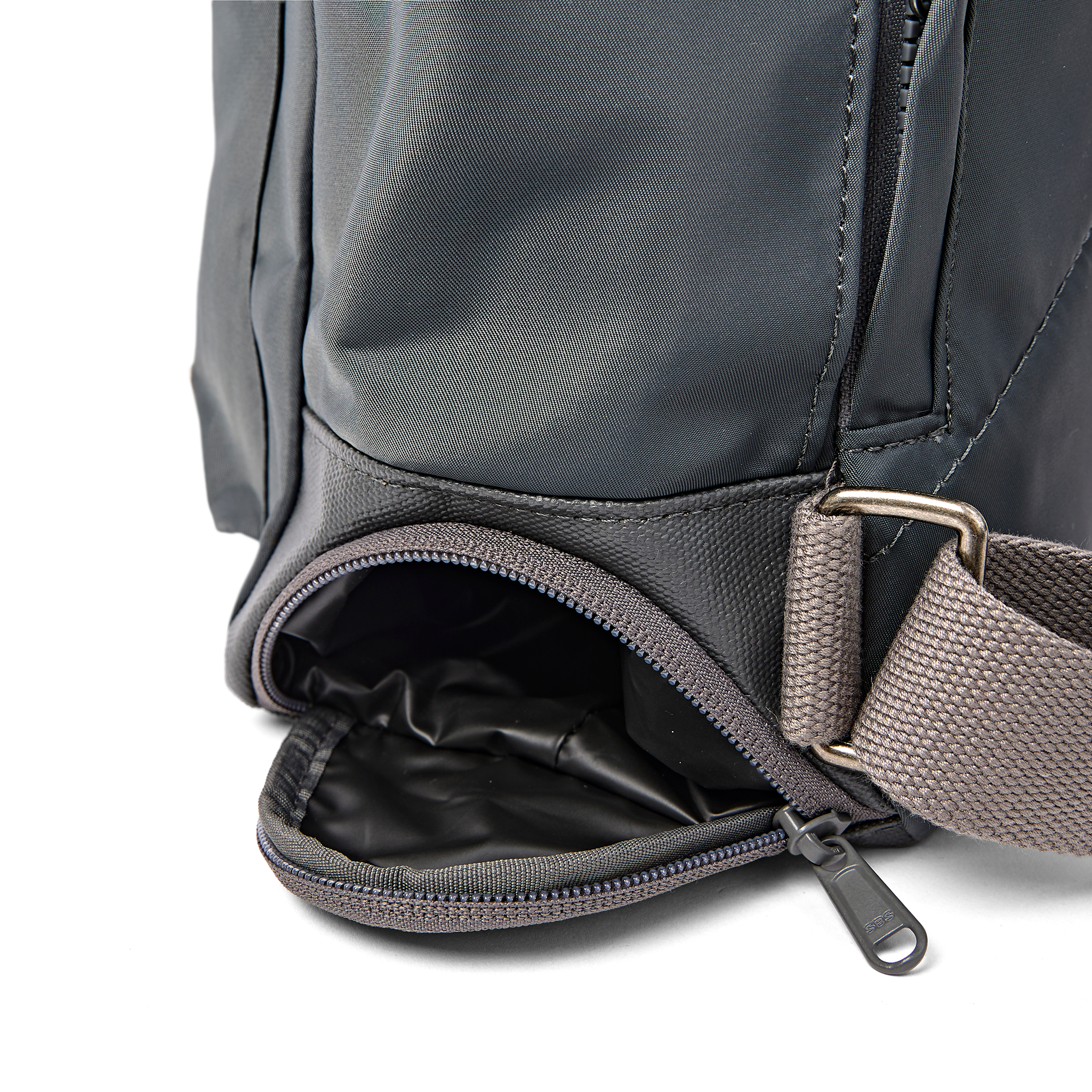 Roka London Bayswater ryggsekk beluga medium paraply 14,6 l