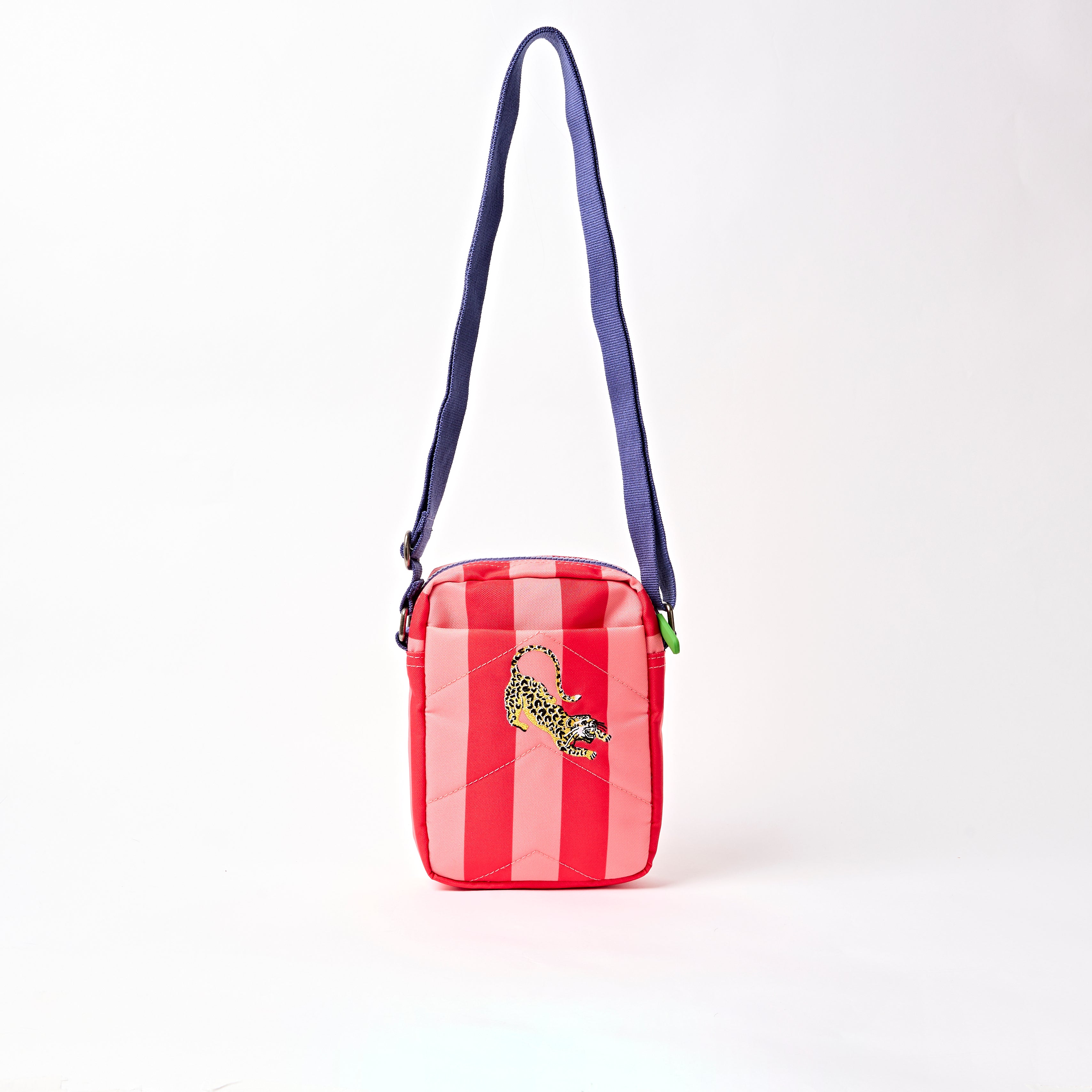 Roka London Bond Crossbody veske Circus Print Small 1,5 L