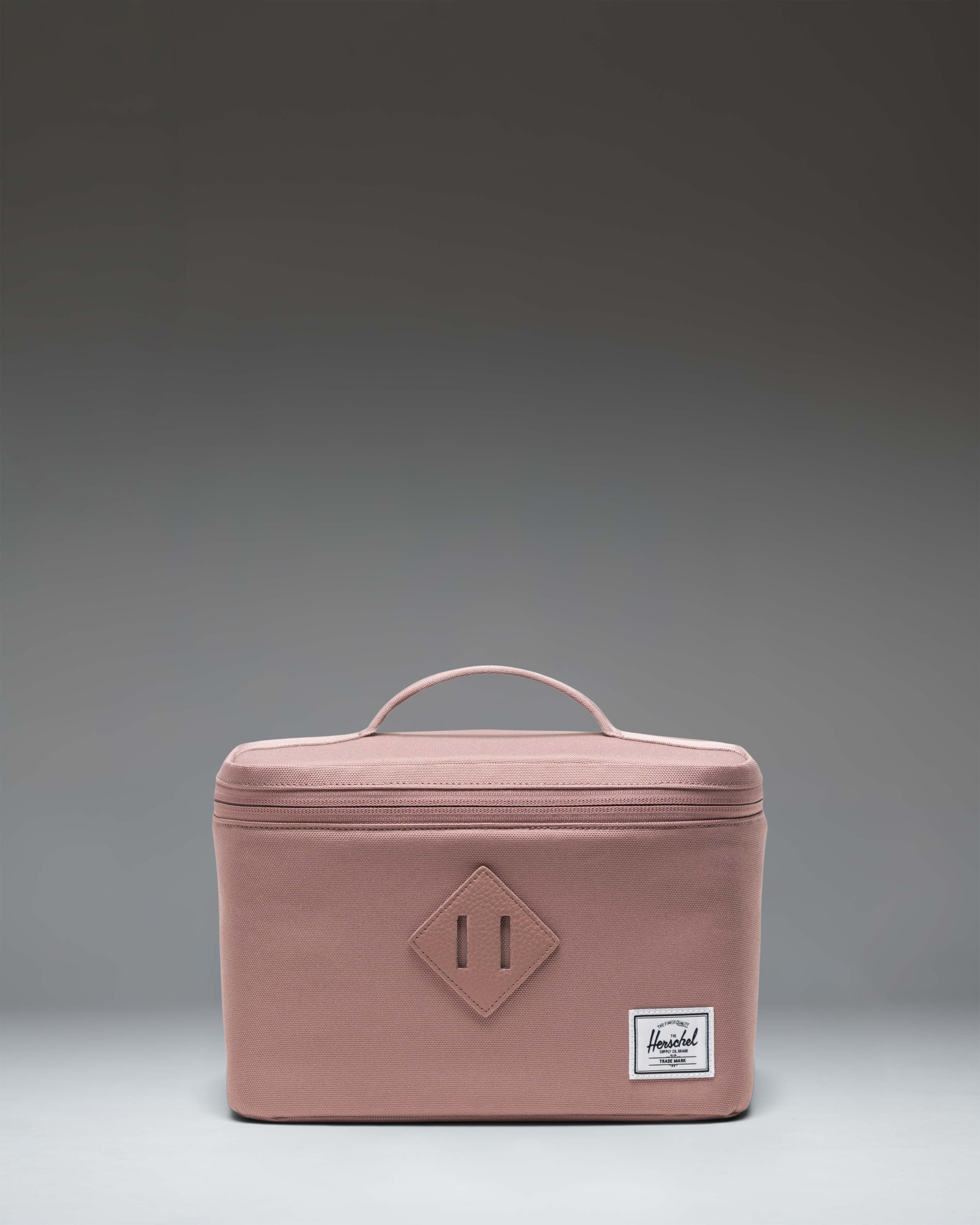 Herschel Heritage Lunch Box matboks svart isolert