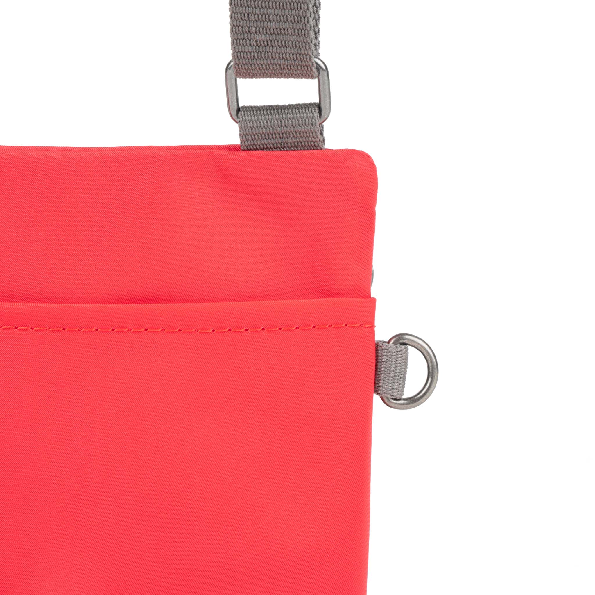 Roka London Chelsea mobilveske XS Poppy 0,3 liter