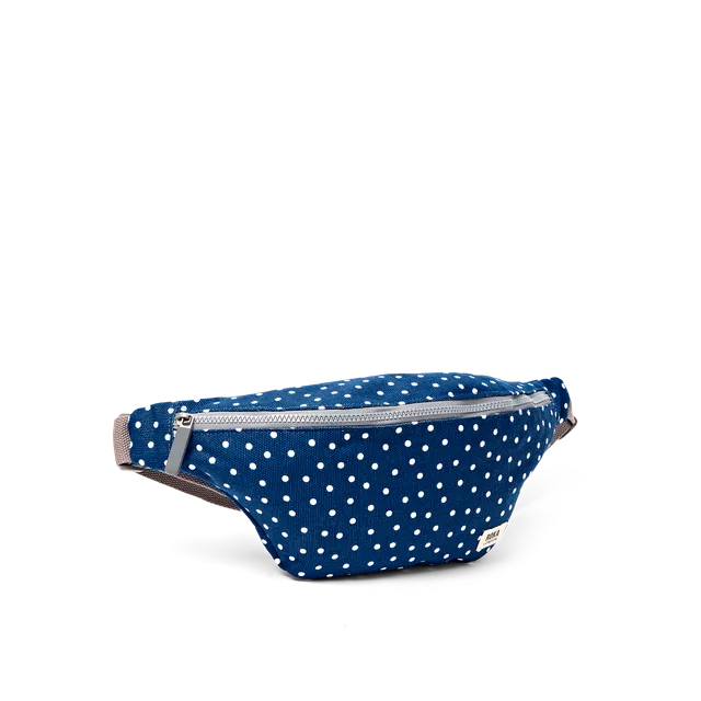 Roka London Mill Hill Small mageveske Navy Polka bomull