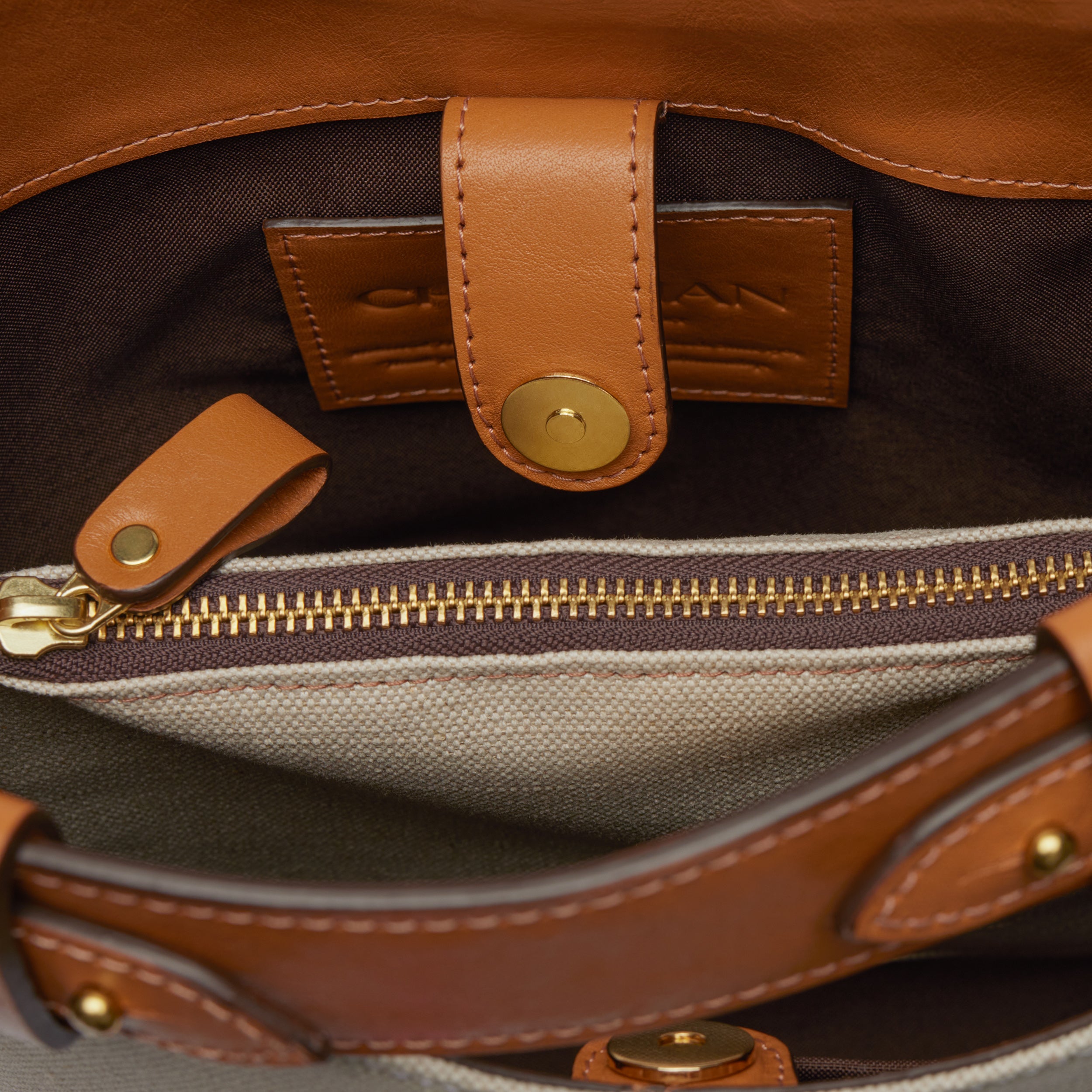Chapman Madeleine Bucket Bag veske tan canvas