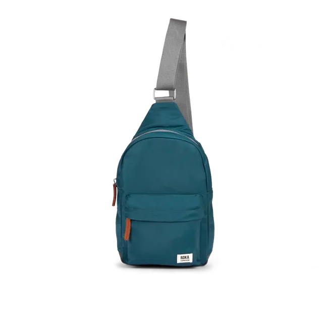 Roka London Willesden Large skulderveske Teal 5 liter