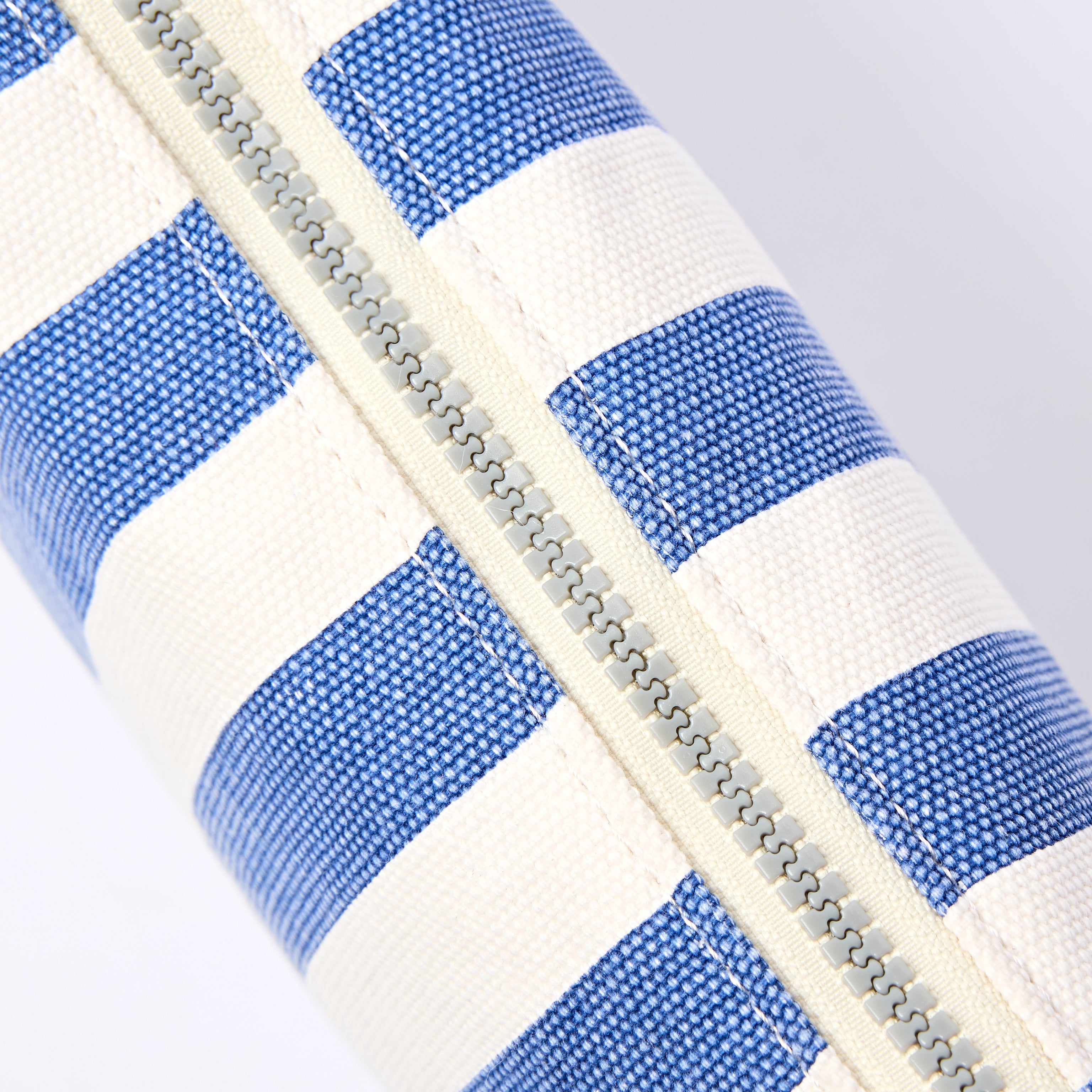 Roka London Maida Vale pouch denim stripe small 1,2 liter