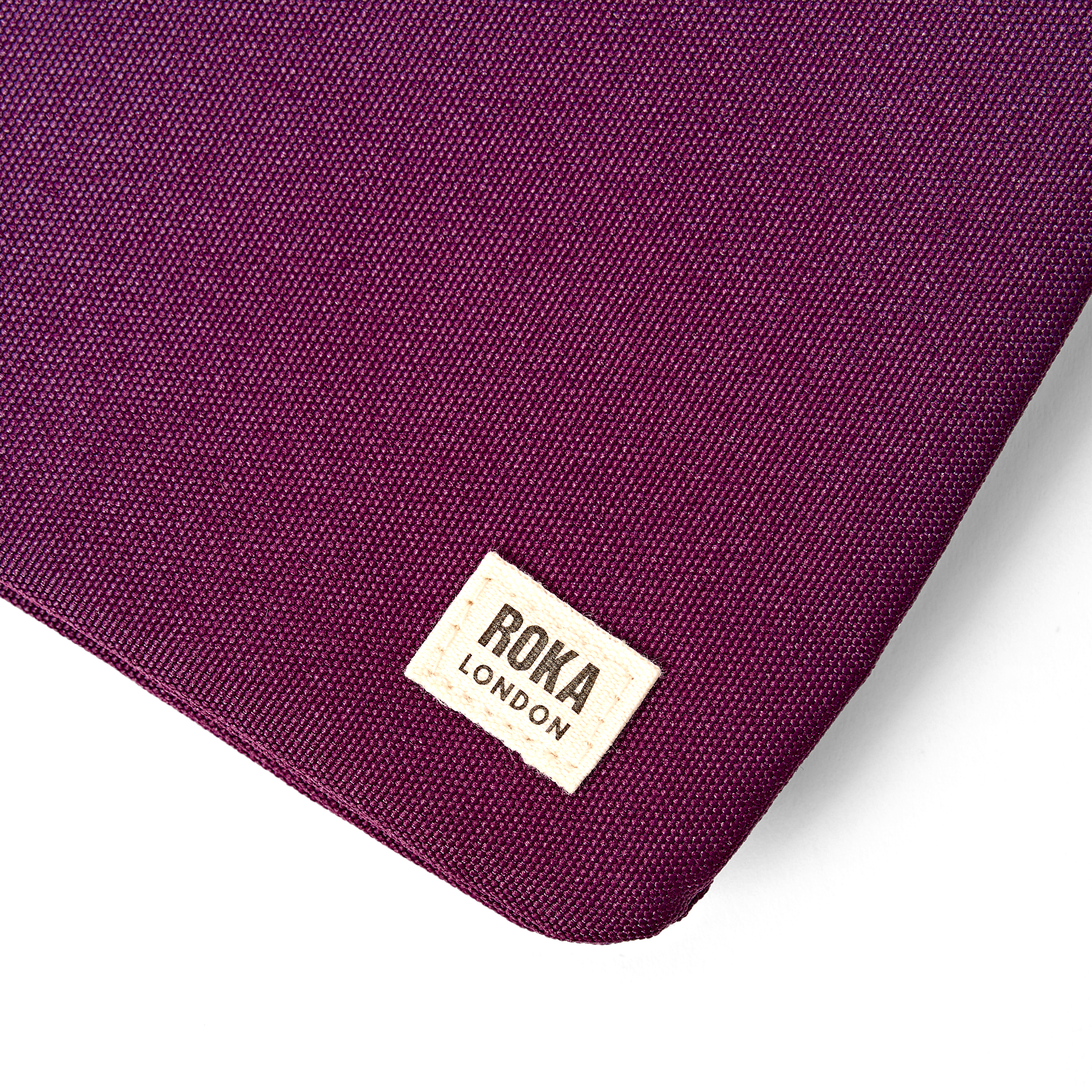 Roka London Carnaby XL crossbody Cherry Lacquer skulderveske